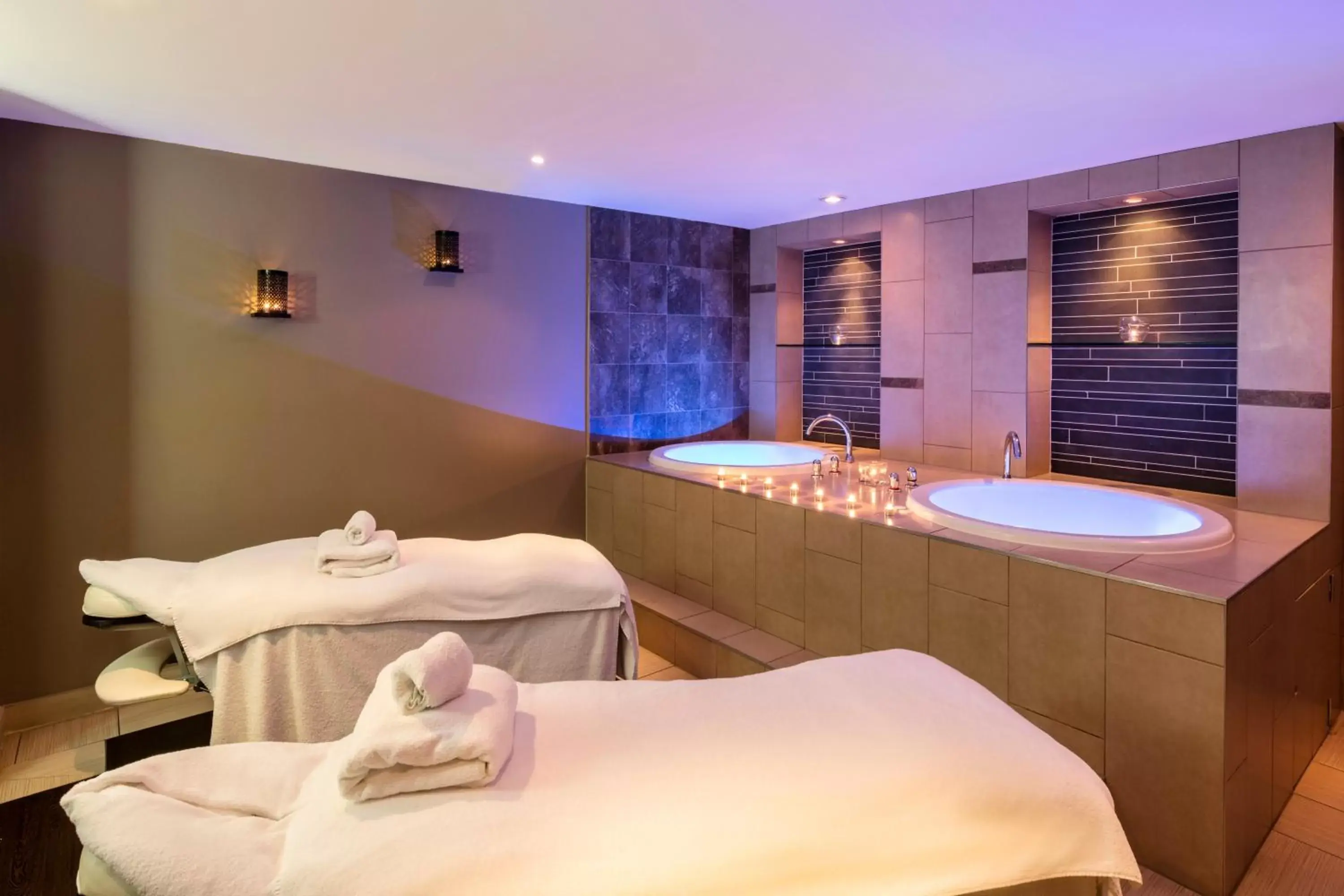 Massage, Bathroom in Lancemore Mansion Hotel Werribee Park