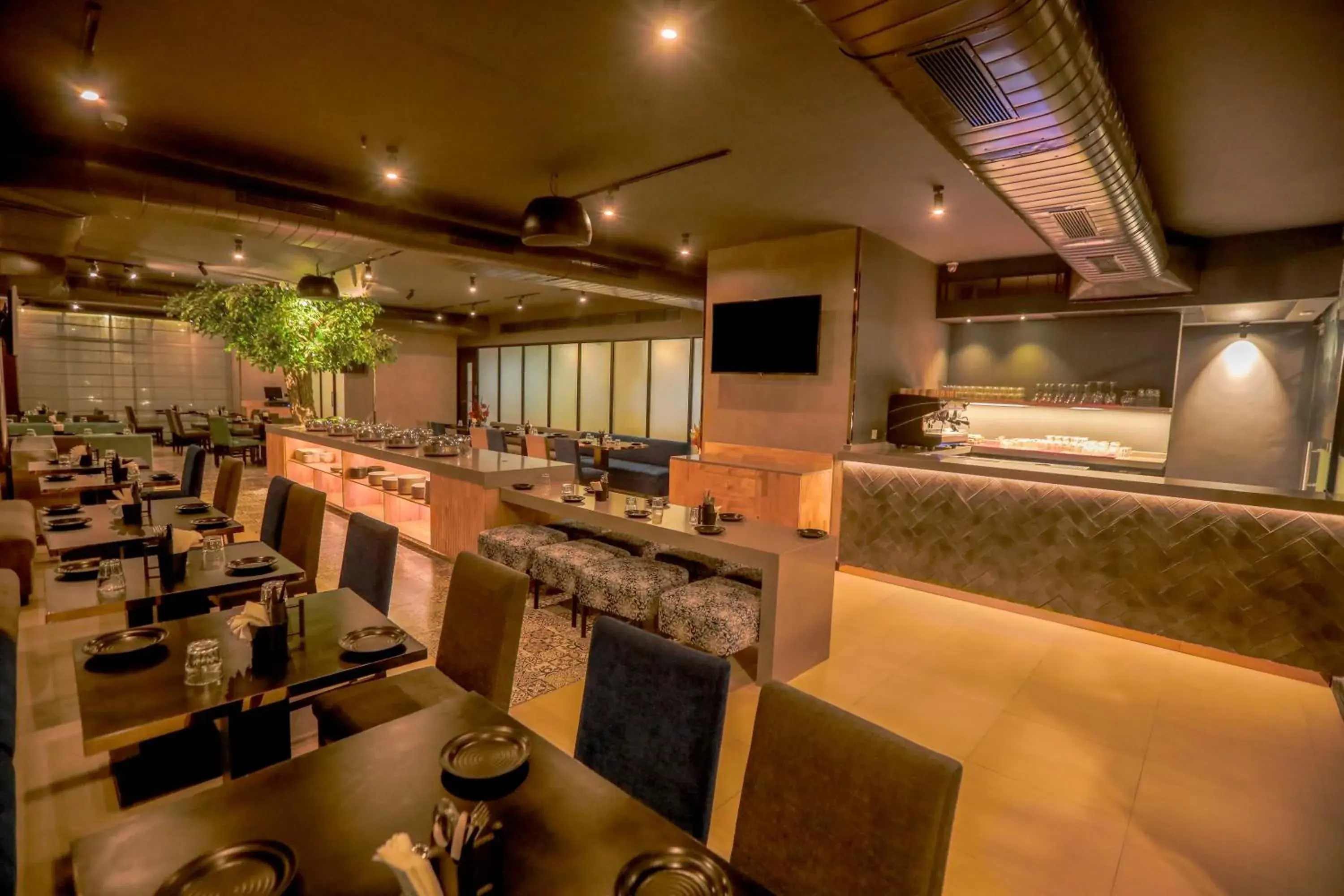 Restaurant/places to eat in Somerset Greenways Chennai Restaurant/places to eat in Somerset Greenways Chennai