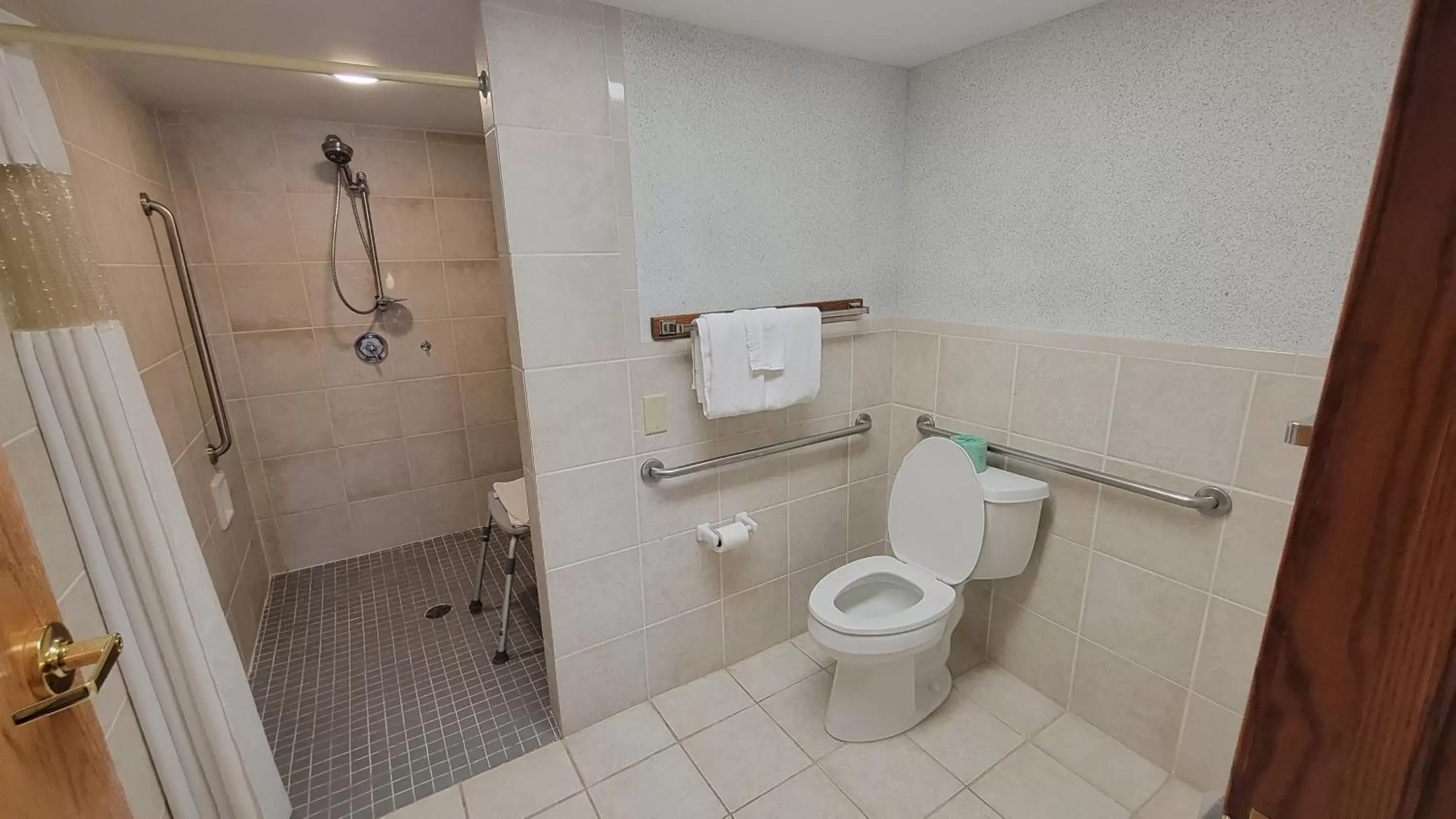 Bathroom in Ramada by Wyndham Saginaw Hotel & Suites