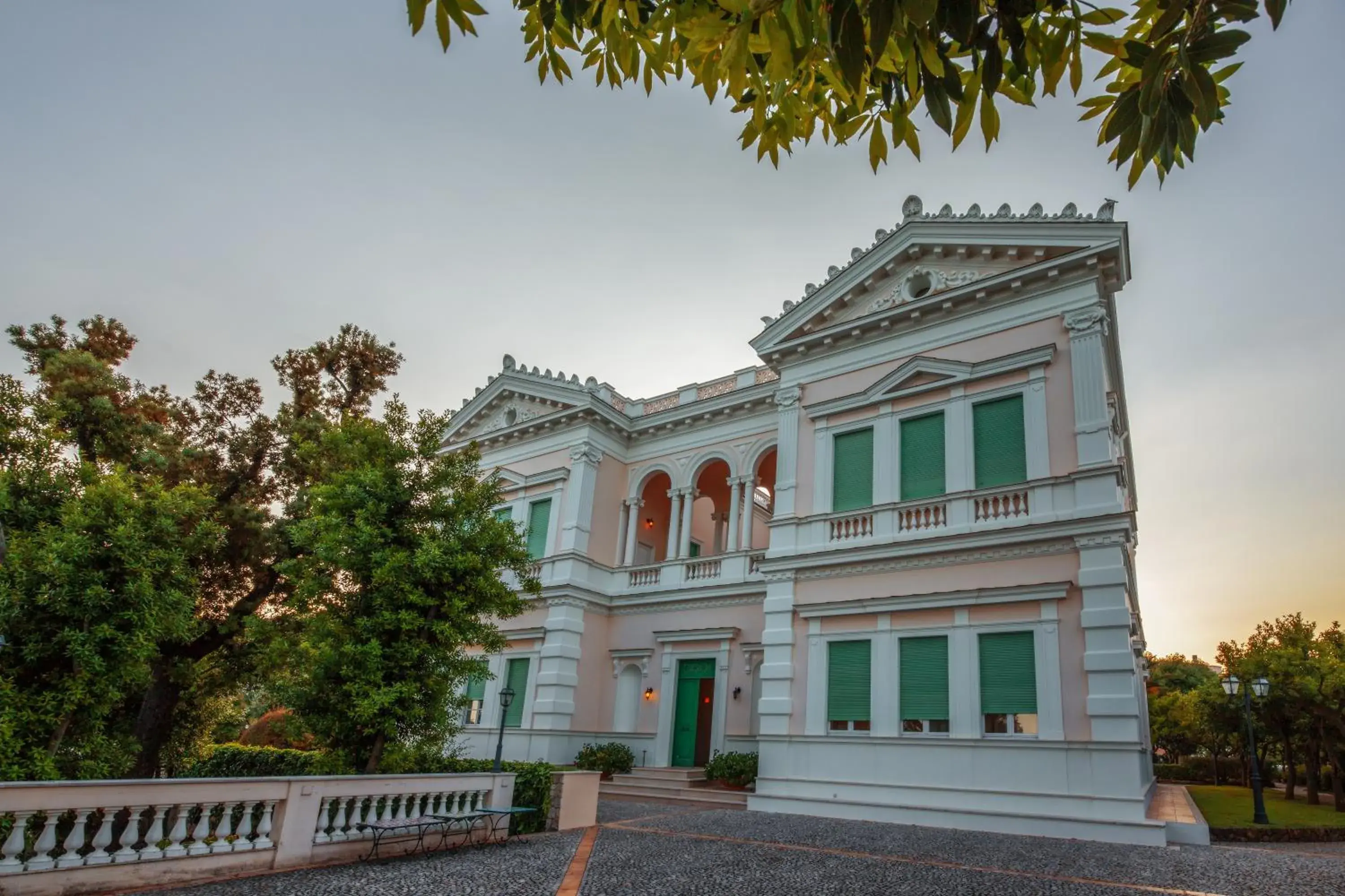 Property Building in Villa Irlanda Grand Hotel