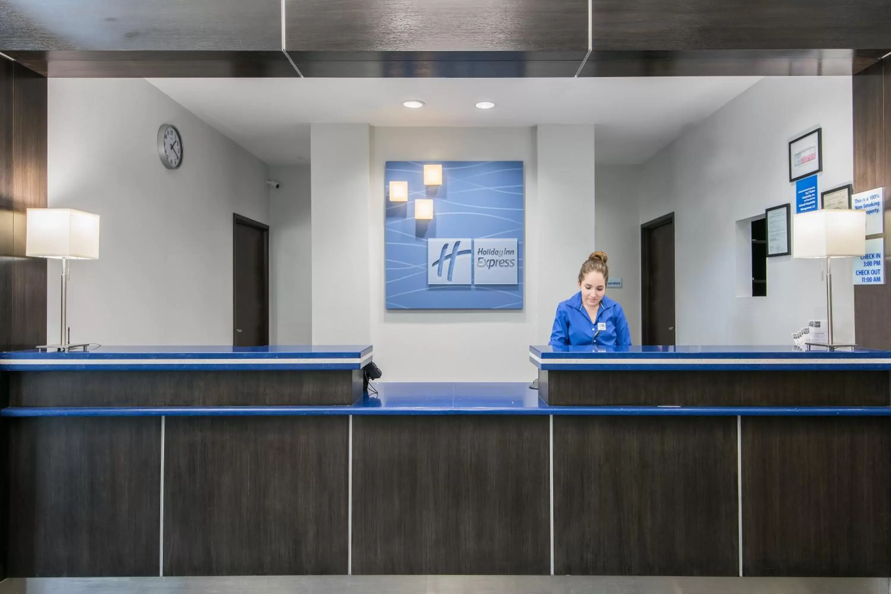 Property building, Lobby/Reception in Holiday Inn Express and Suites Houston North - IAH Area, an IHG Hotel