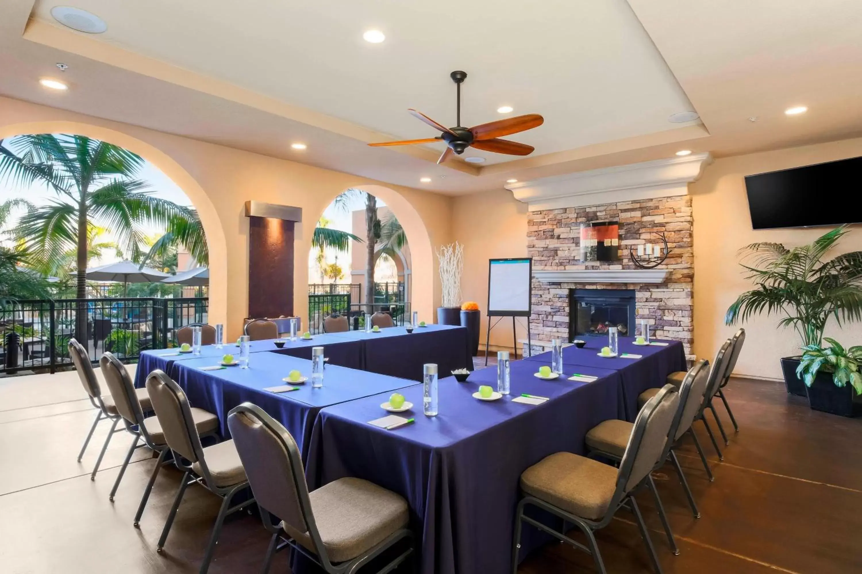 Meeting/conference room in Courtyard San Diego Airport/Liberty Station