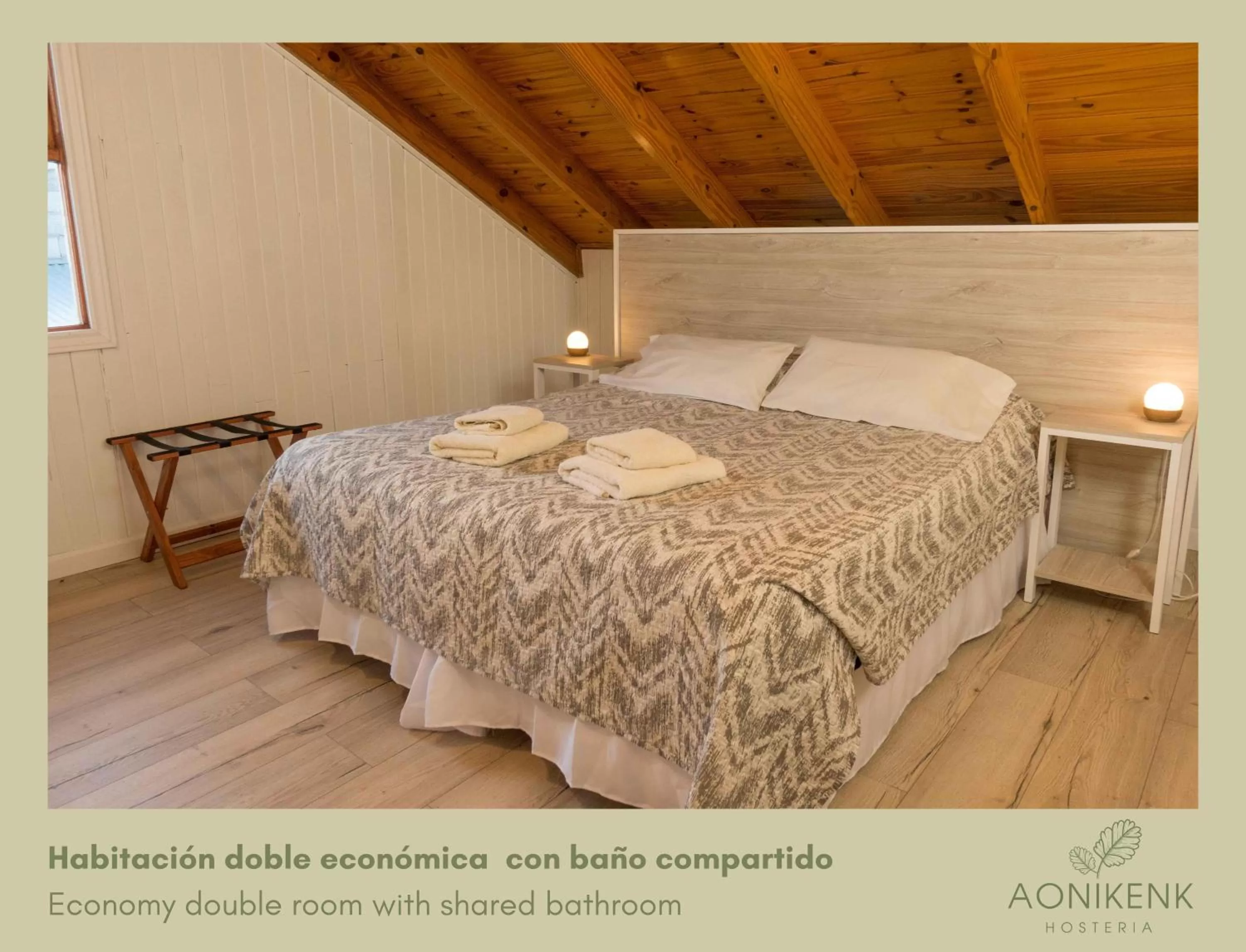 Photo of the whole room, Bed in Hostería Aonikenk
