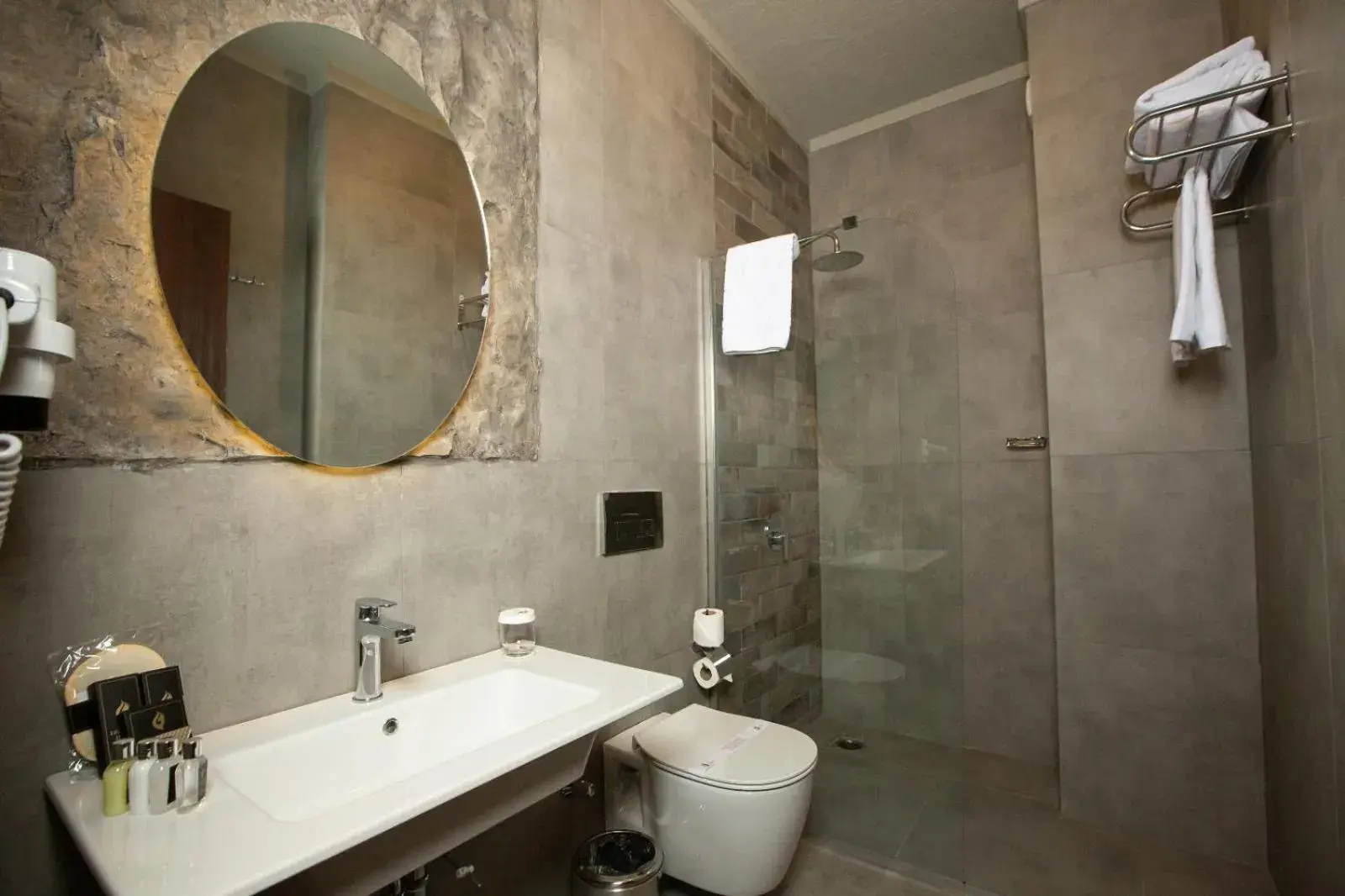 Bathroom in The Erzurum Hotel