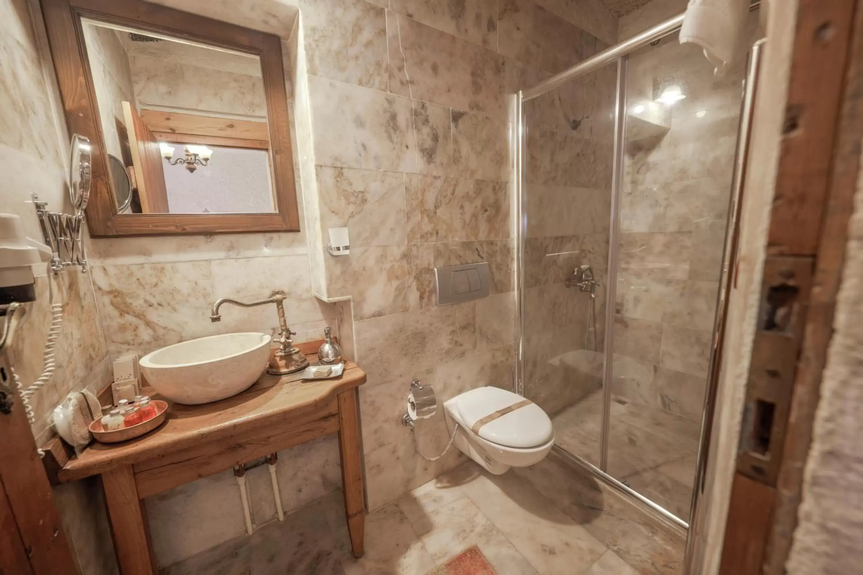 Toilet, Bathroom in Kelebek Special Cave Hotel & Spa