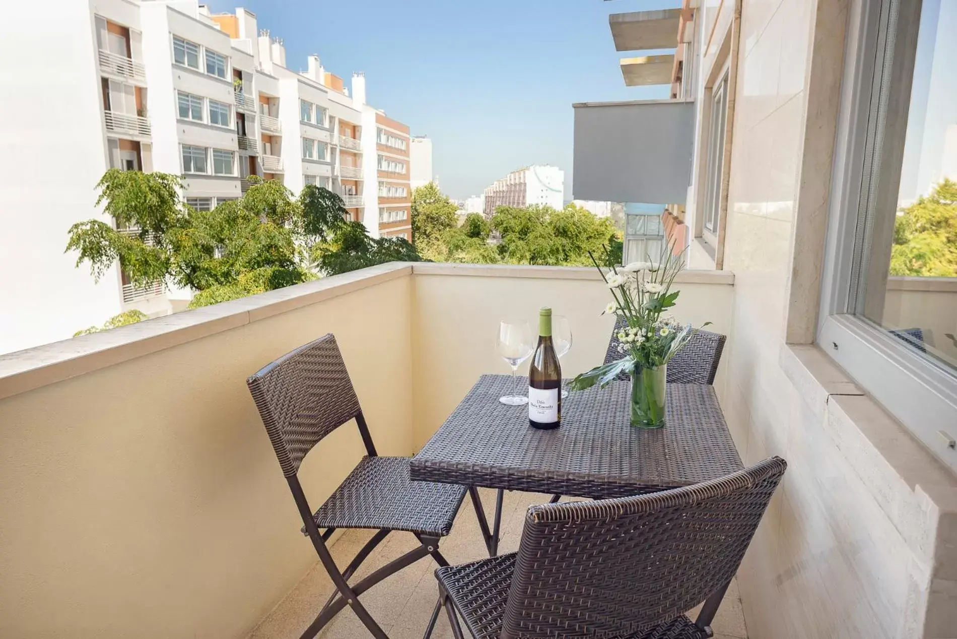 Patio, Balcony/Terrace in Hotel DAH - Dom Afonso Henriques