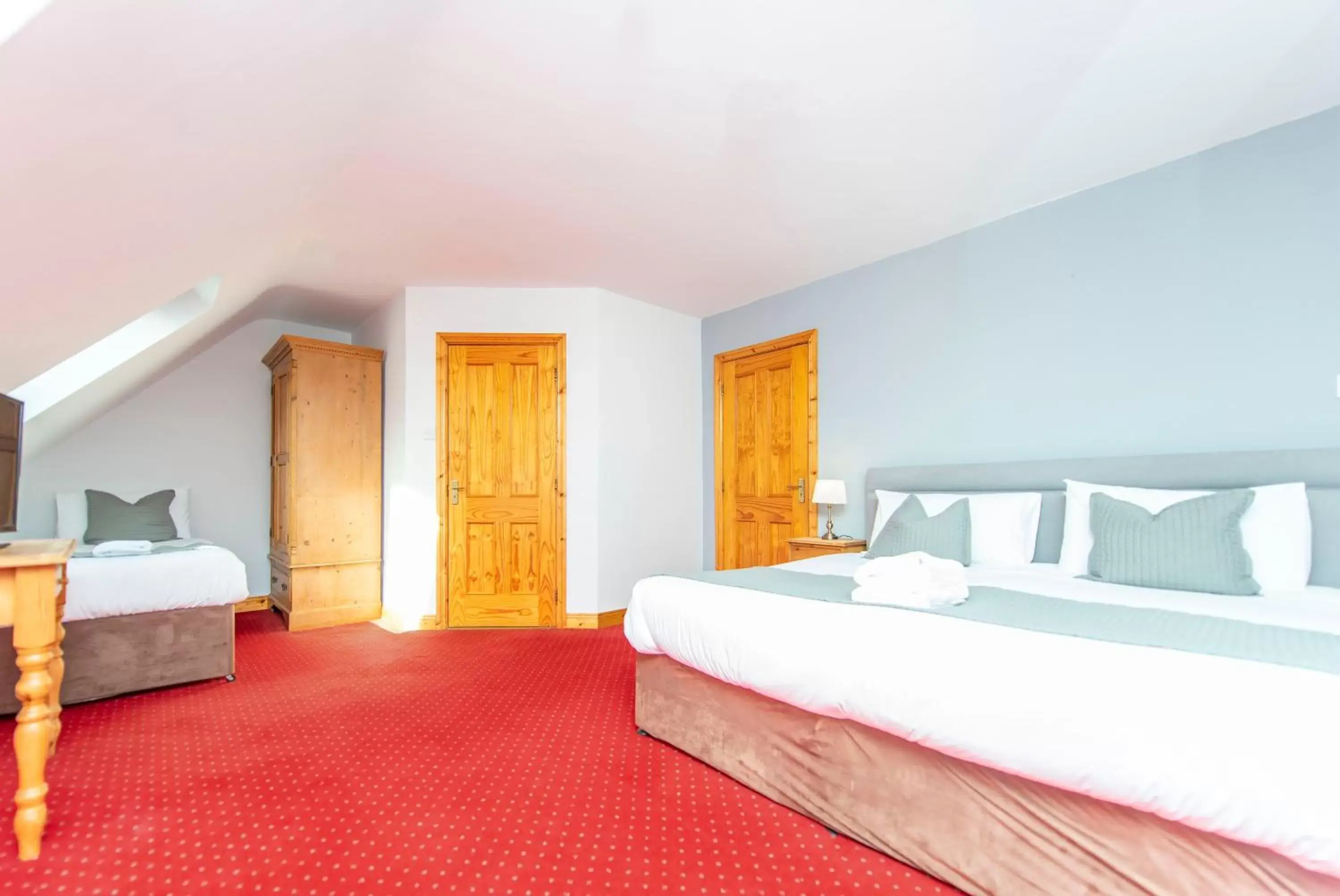 Bed in Dingle Marina Lodge
