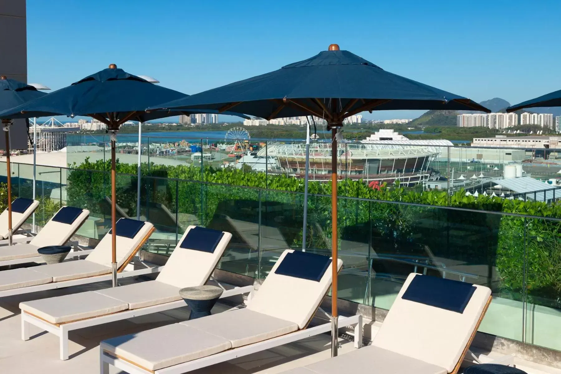 Pool view in Venit Barra Hotel