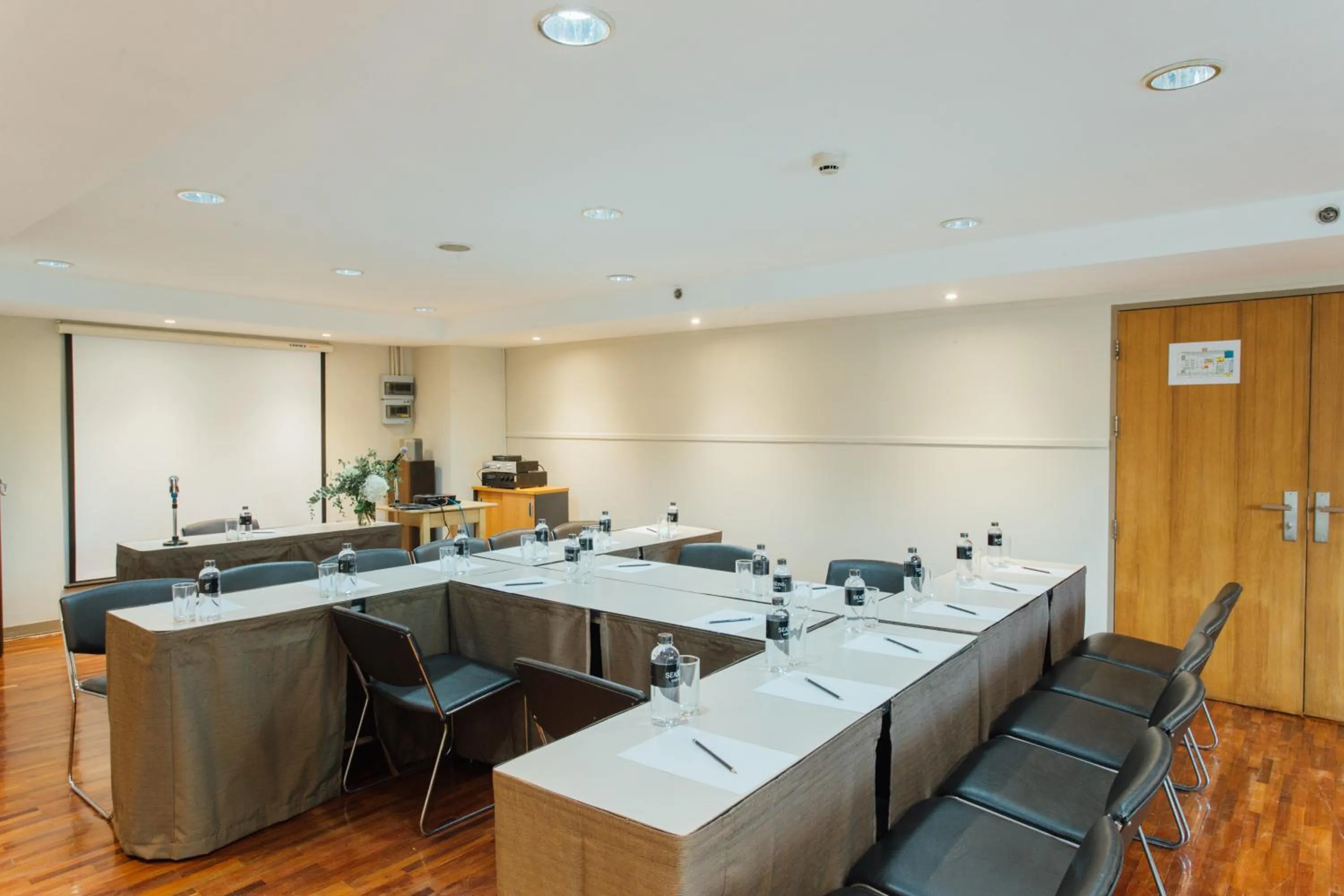 Banquet/Function facilities in Seasons Siam Hotel