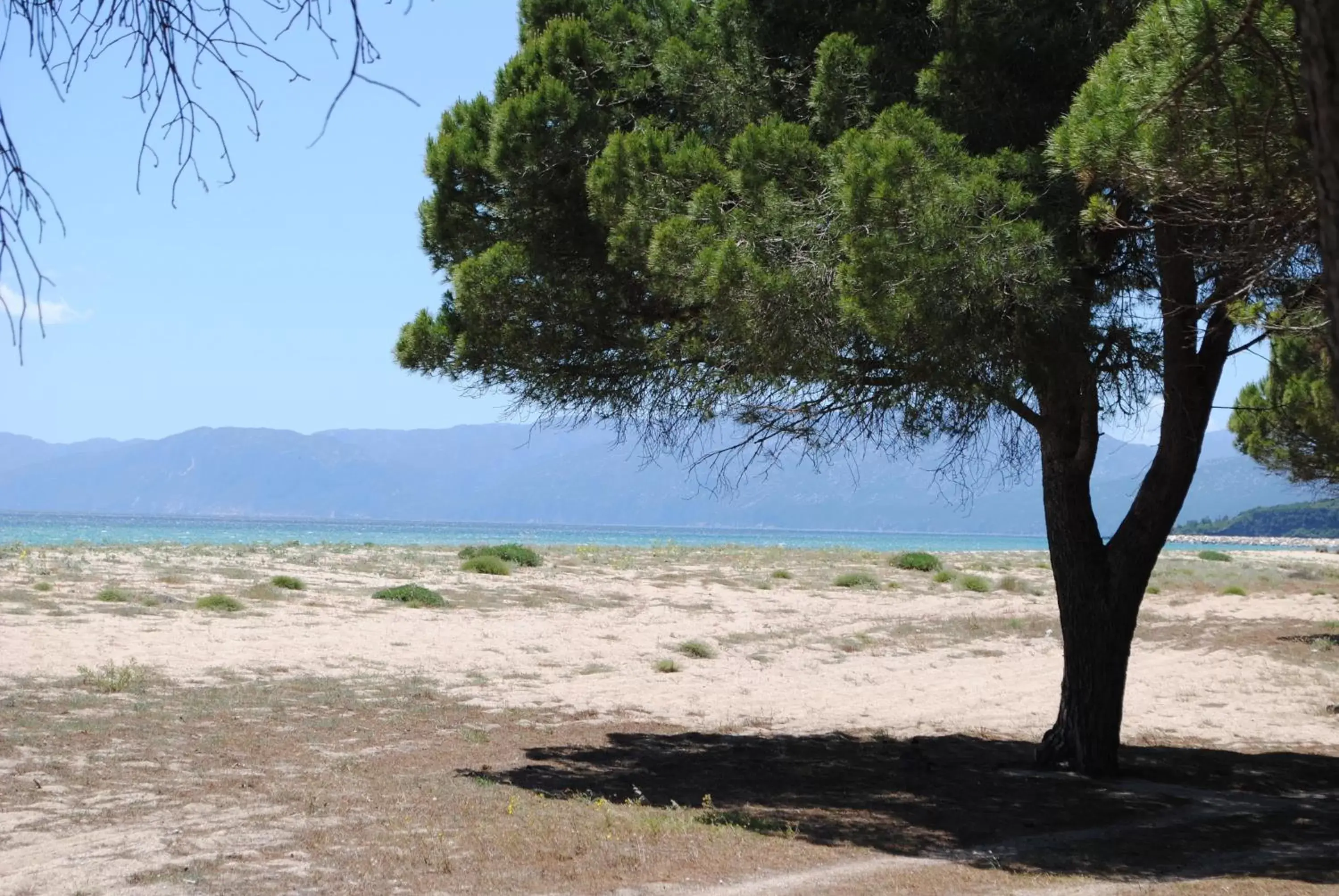 Area and facilities, Beach in Holiday Residence Rifugio