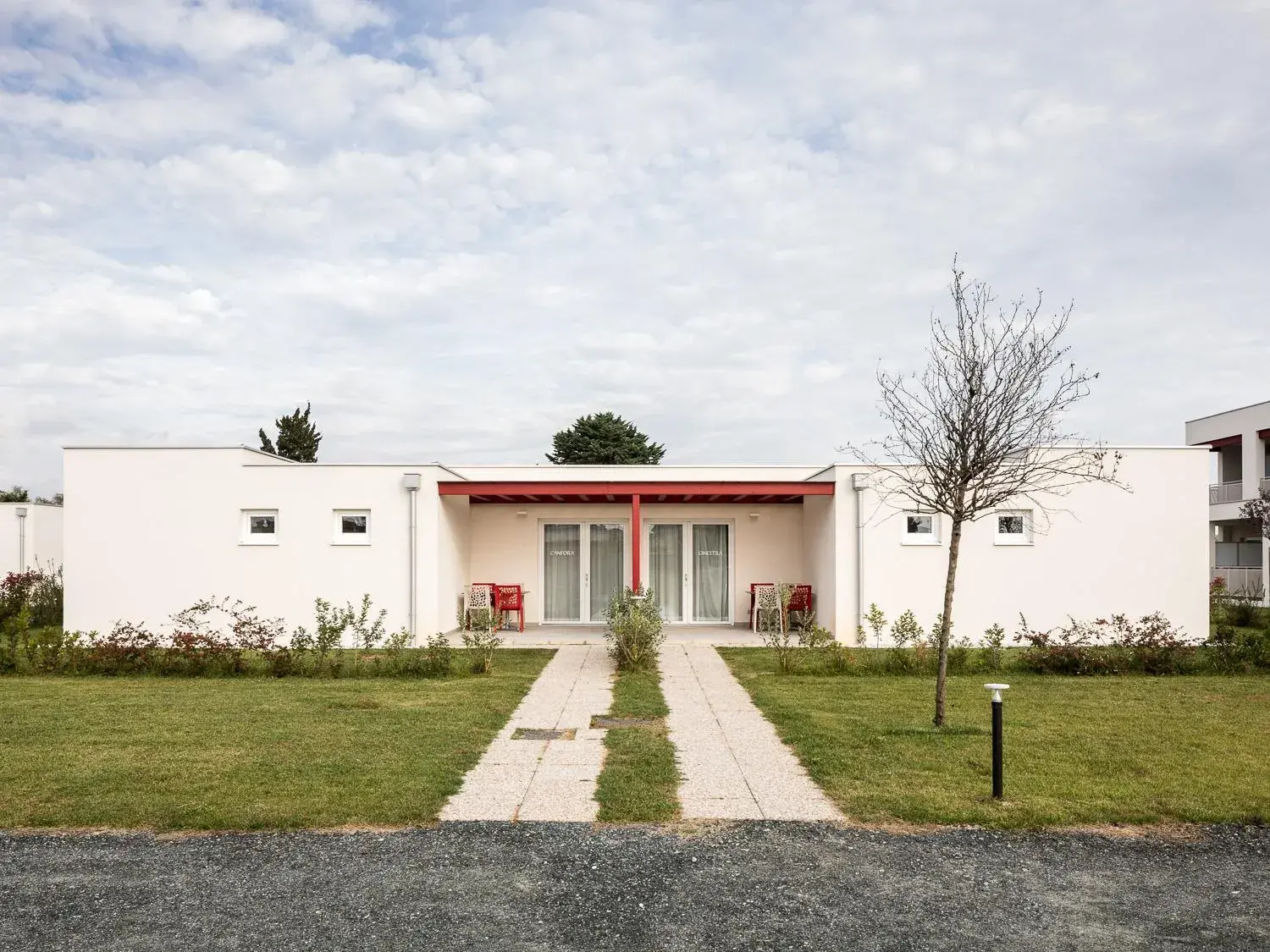 Facade/entrance, Property Building in Vada Village