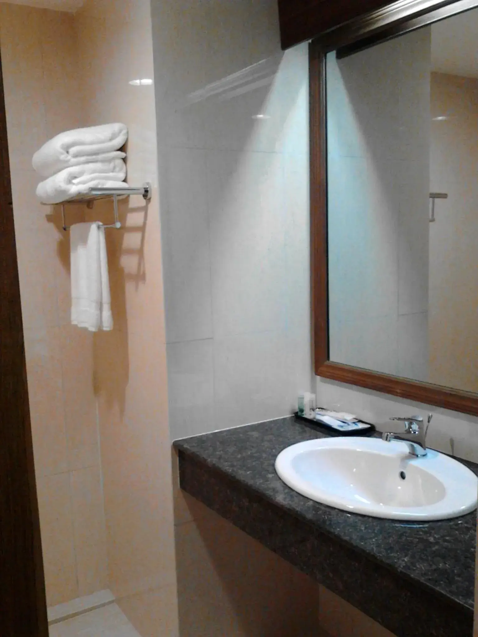 Bathroom in Silver Green Hotel