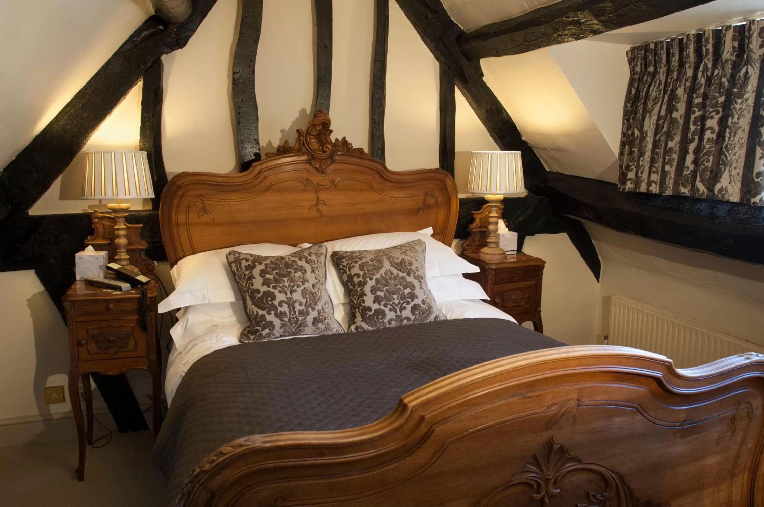 Bedroom, Bed in The Castle Inn