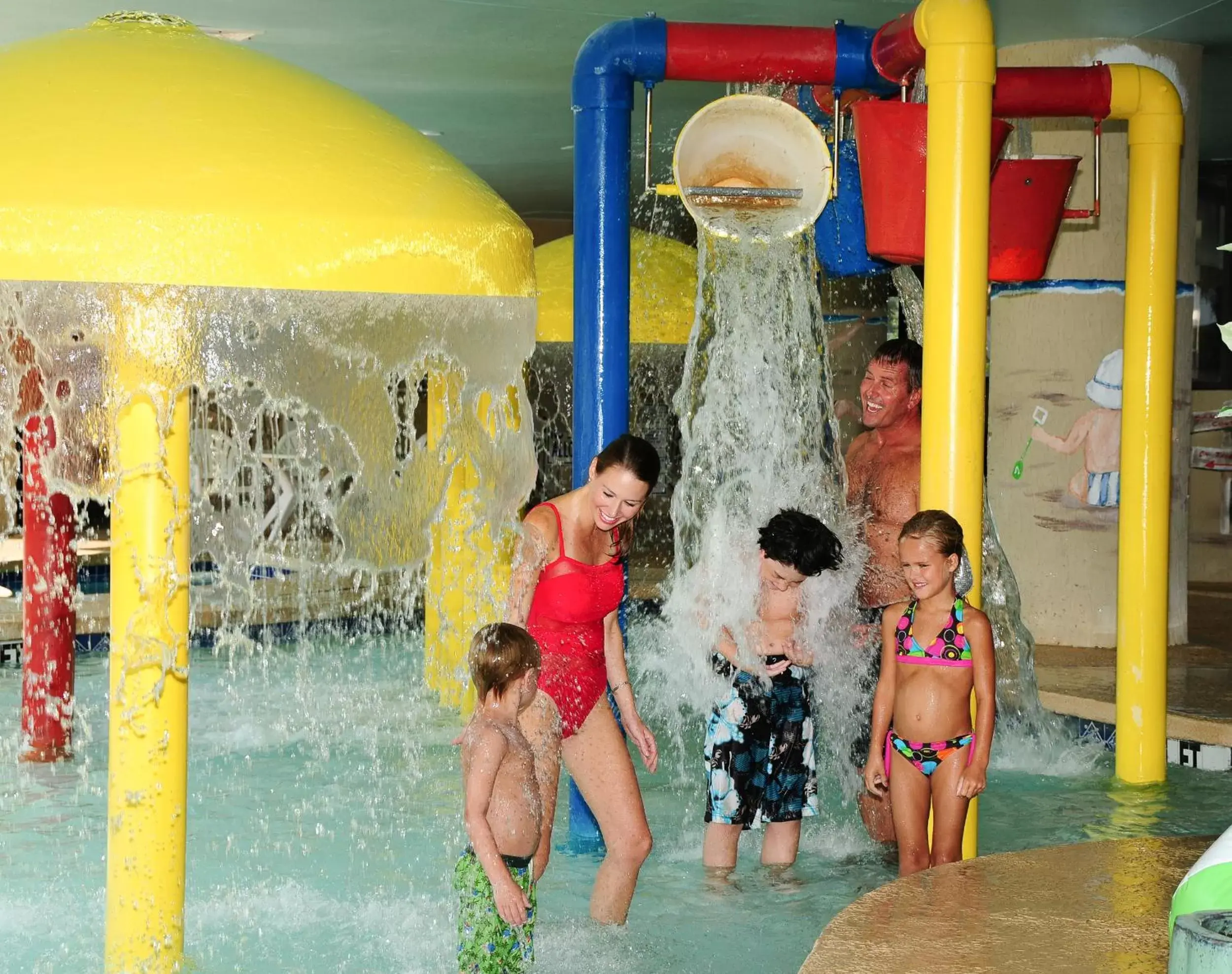 Swimming pool, Family in Ocean Reef Resort