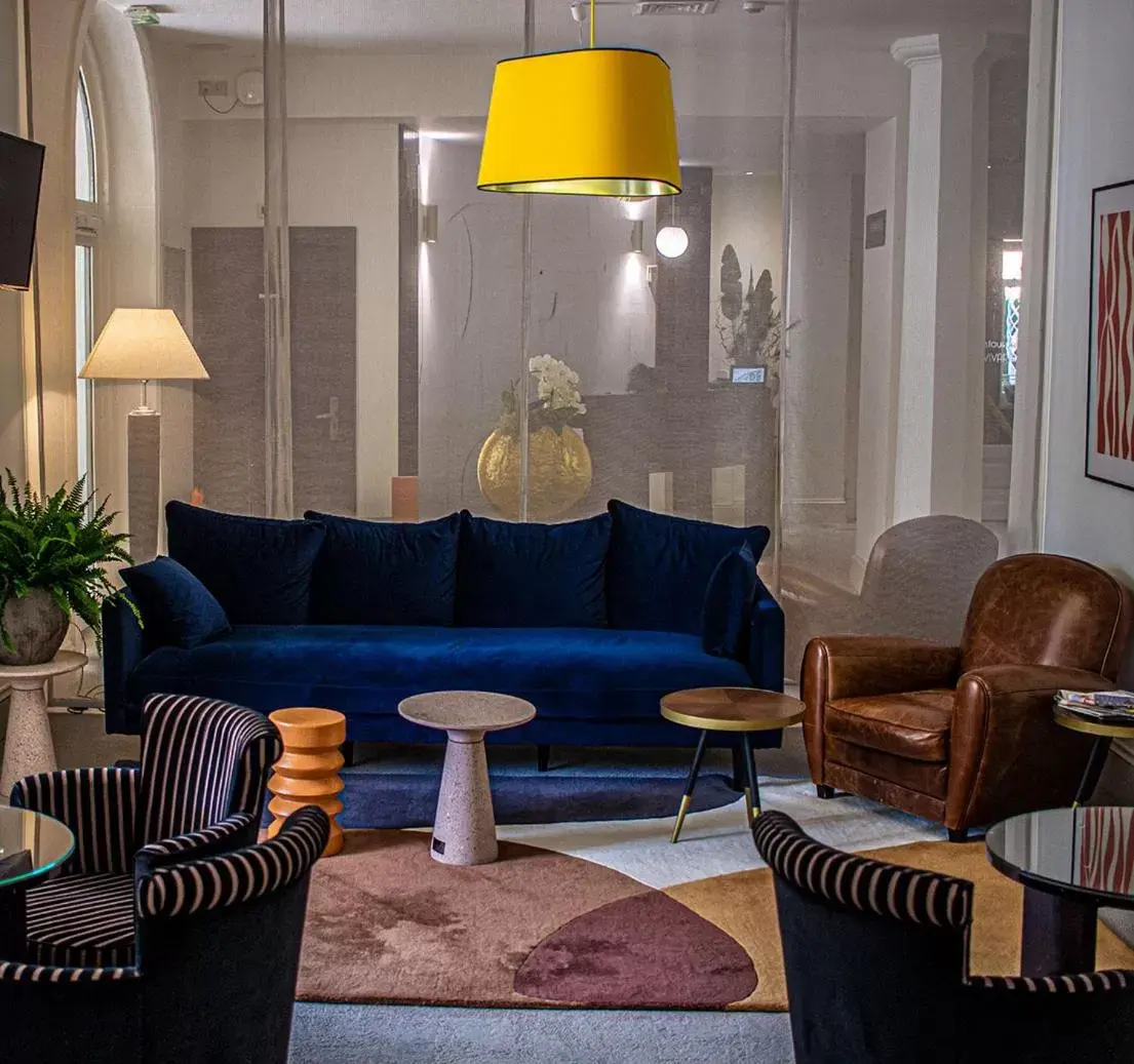 Living room, Seating Area in Hôtel Helvie - Les Collectionneurs