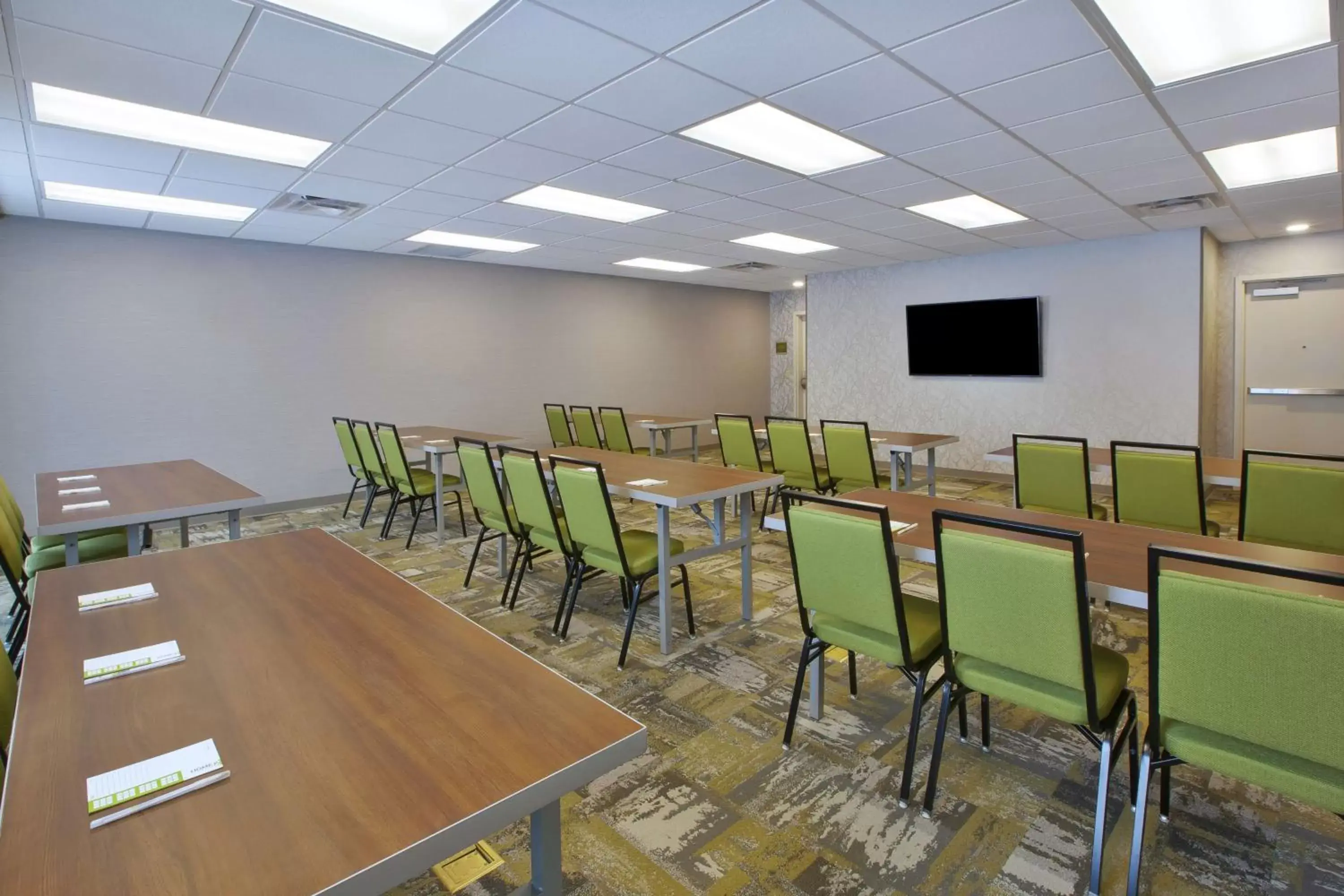 Meeting/conference room in Home2 Suites By Hilton Holland