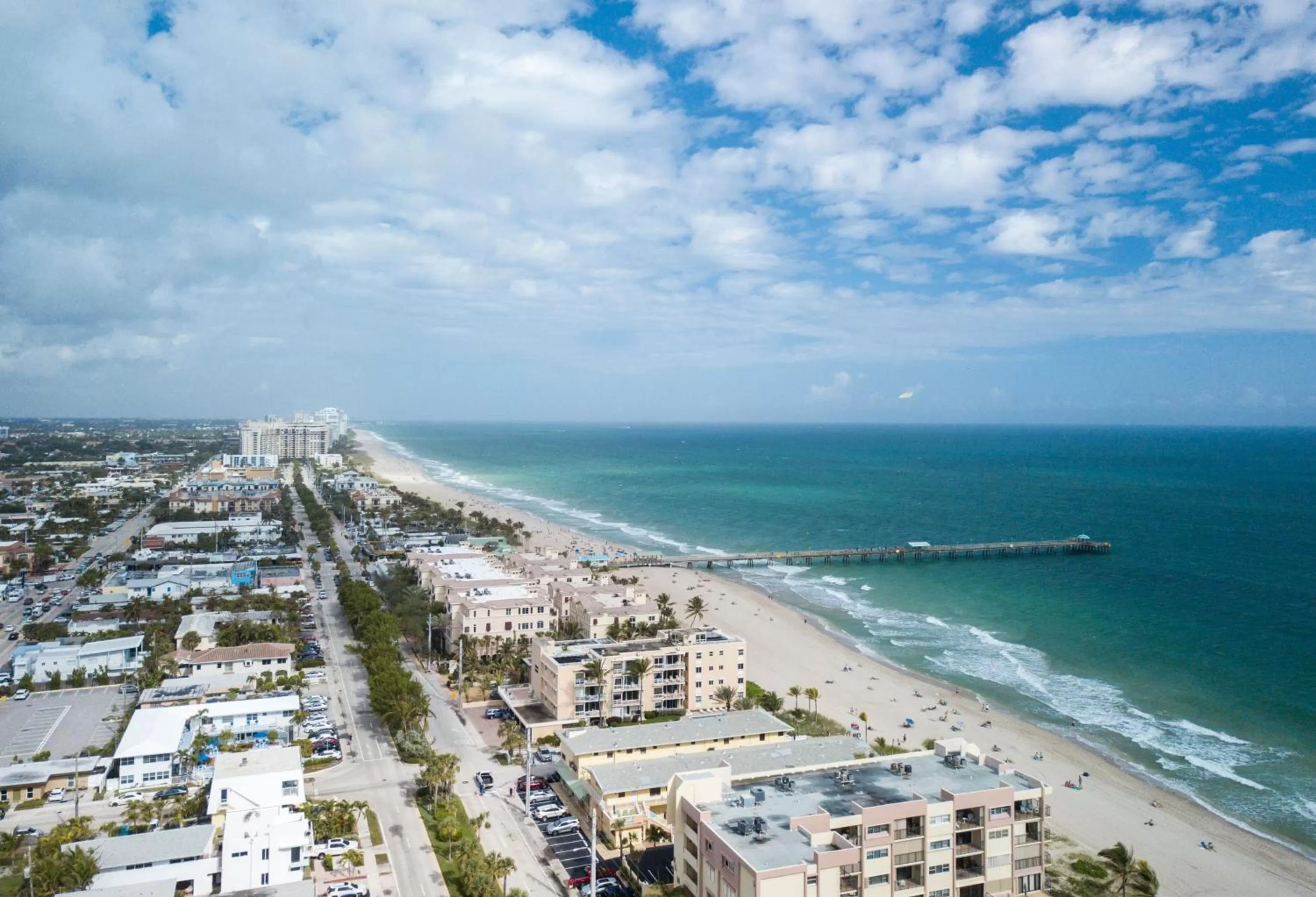 Bird's eye view in 4145 By The Sea Inn & Suites