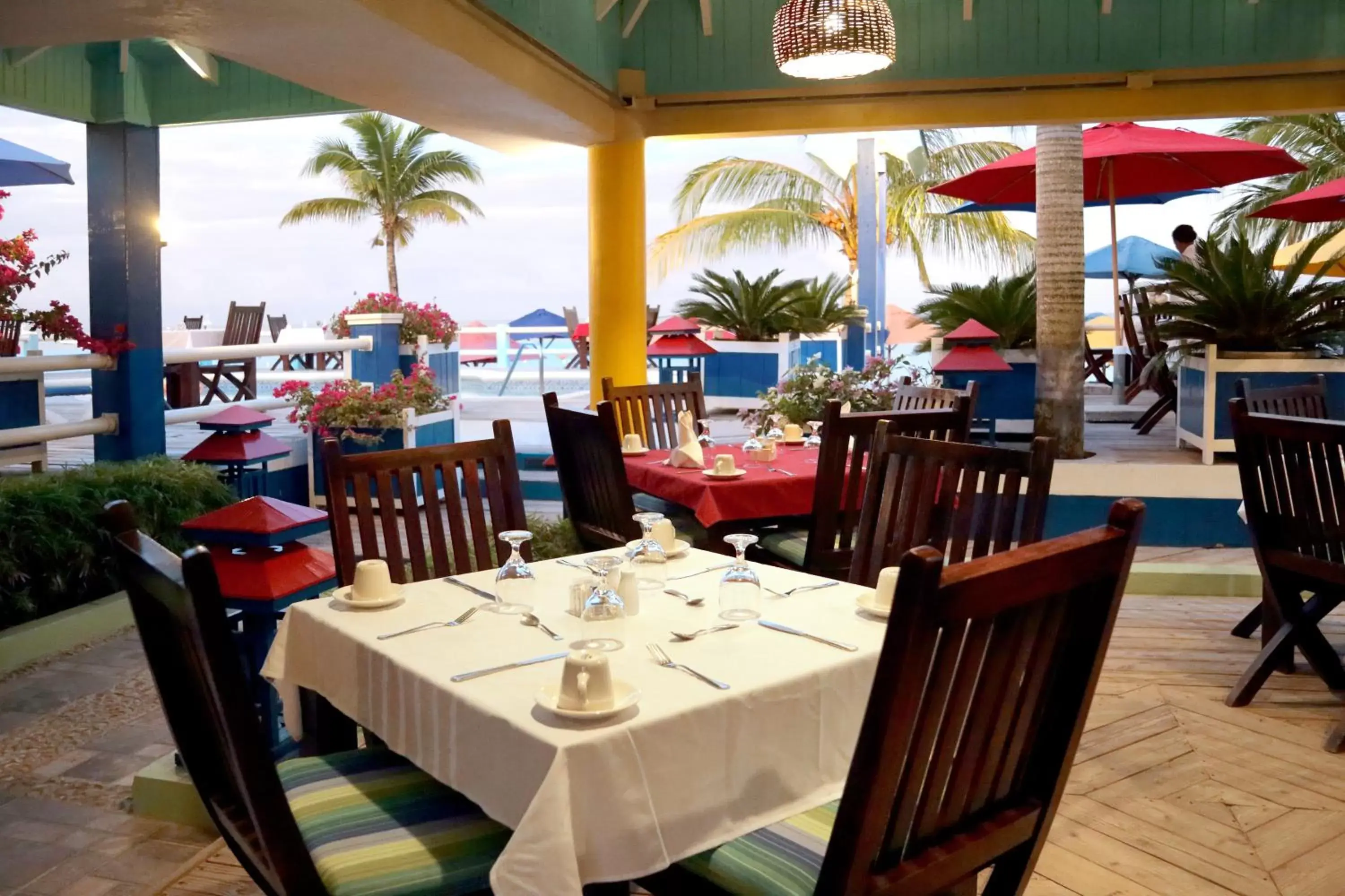 Restaurant/Places to Eat in Negril Palms
