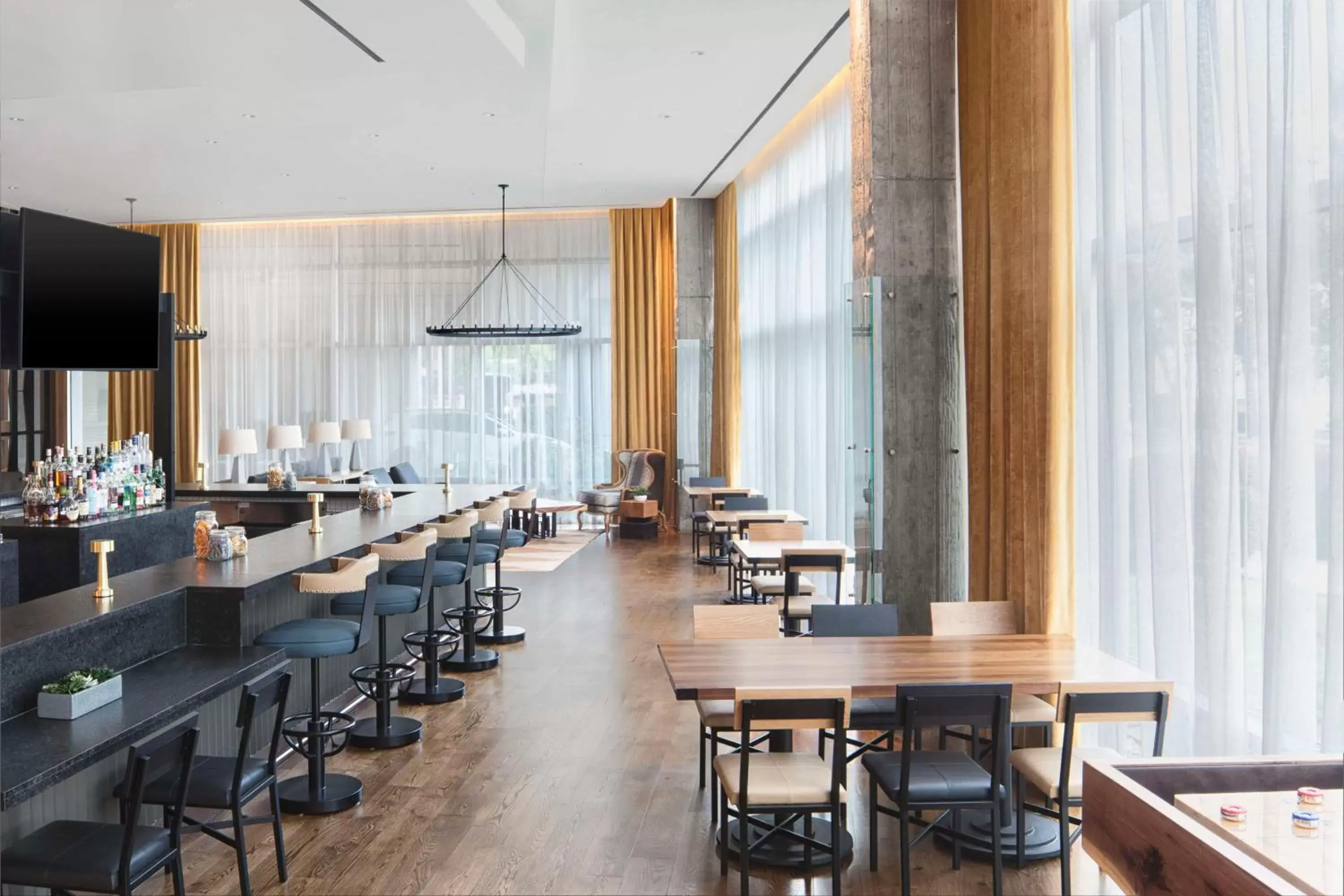 Lounge or bar, Restaurant/Places to Eat in Hyatt Regency Houston Galleria