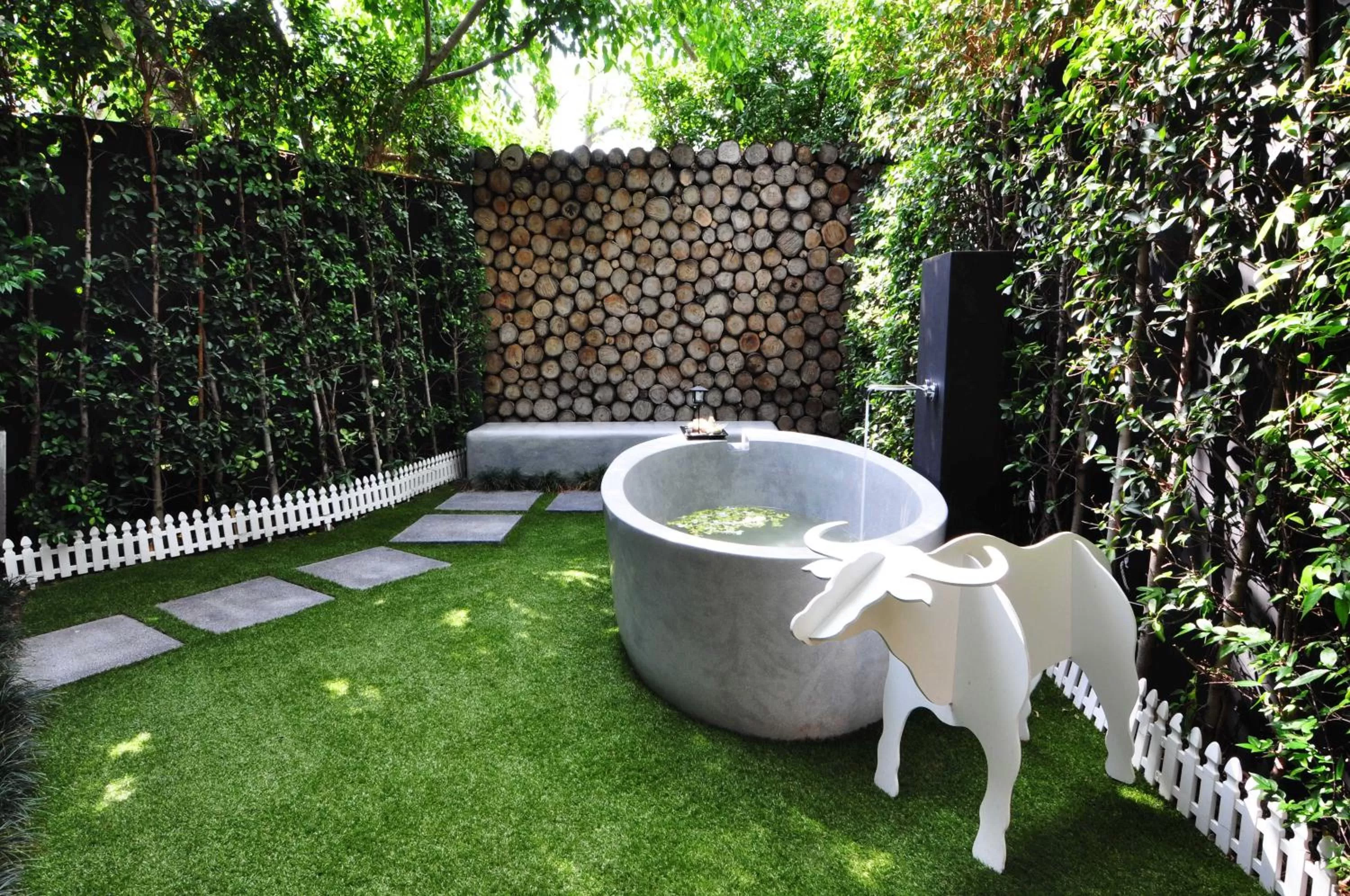 Photo of the whole room in Cher Resort