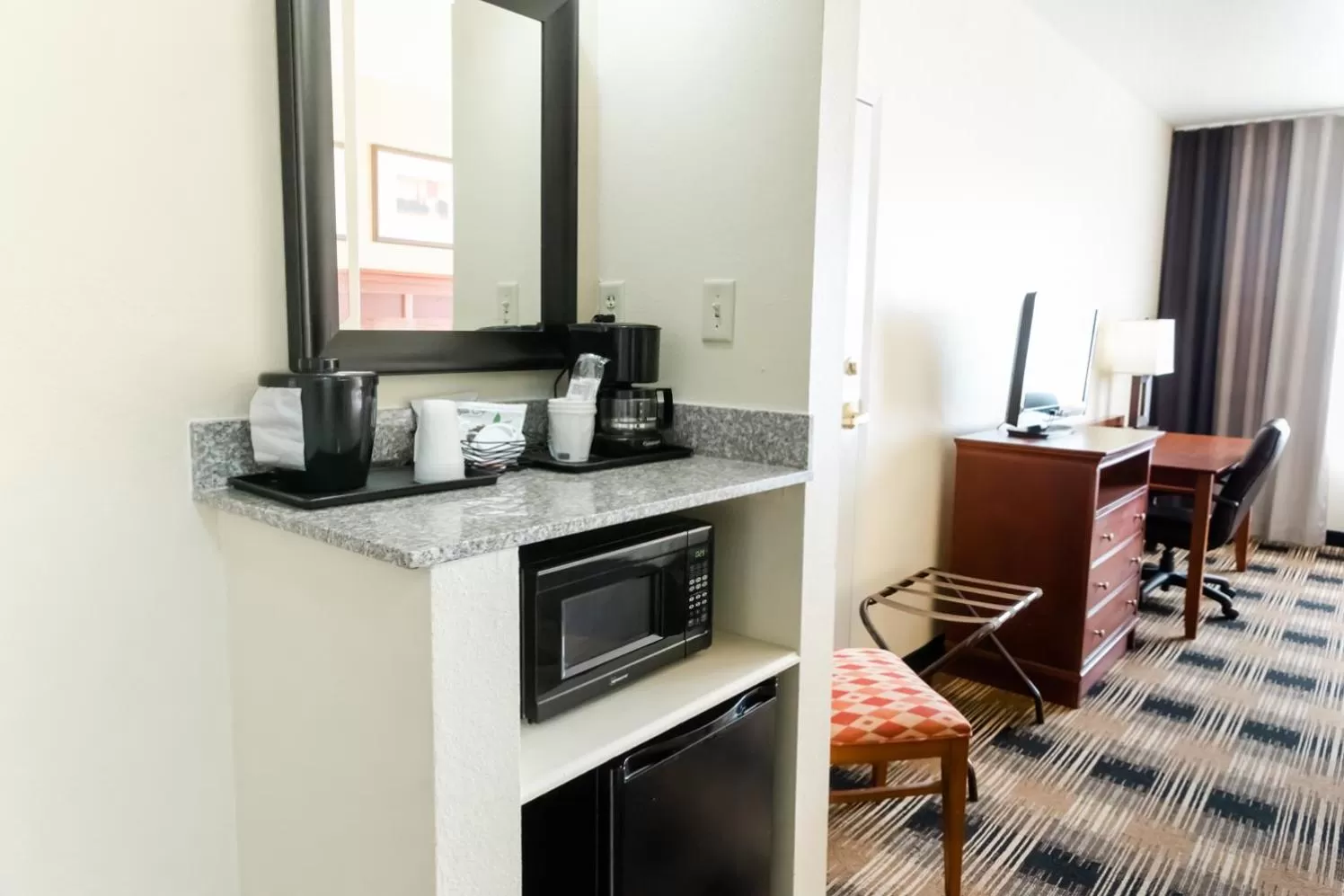 Country Inn & Suites by Radisson, Helen, GA