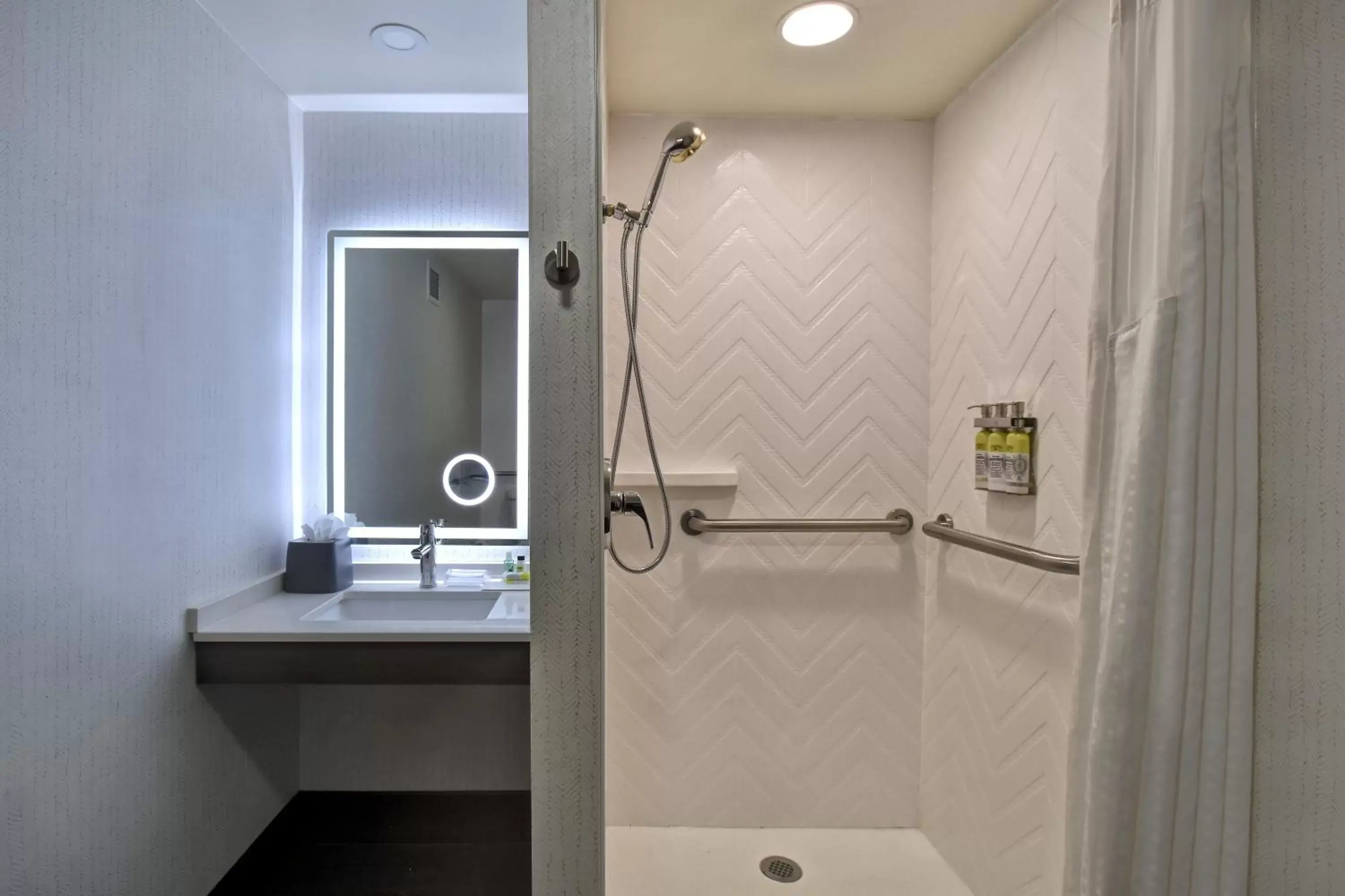 Bathroom in Holiday Inn Philadelphia-Cherry Hill, an IHG Hotel