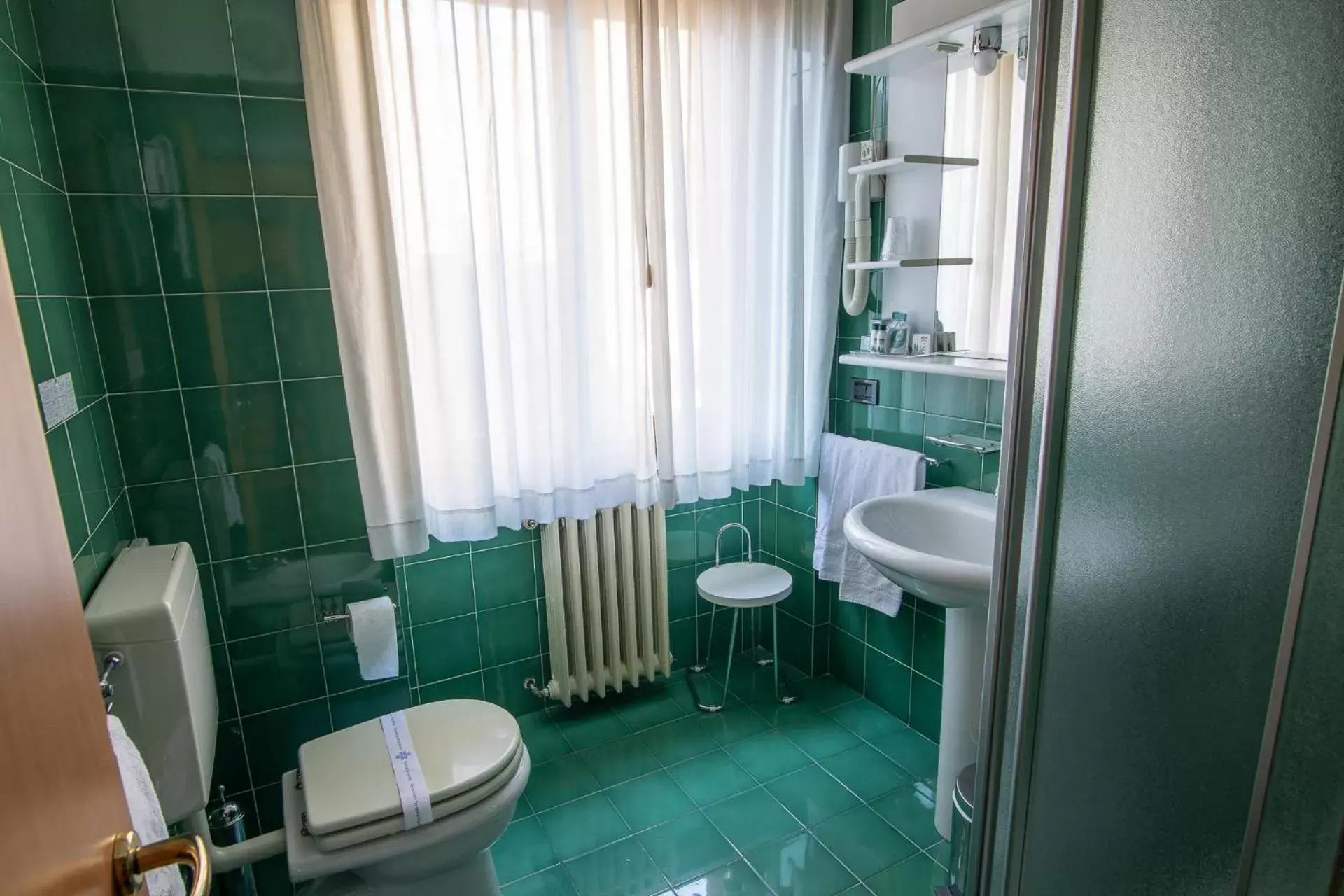 Bathroom in Hotel Vittoria