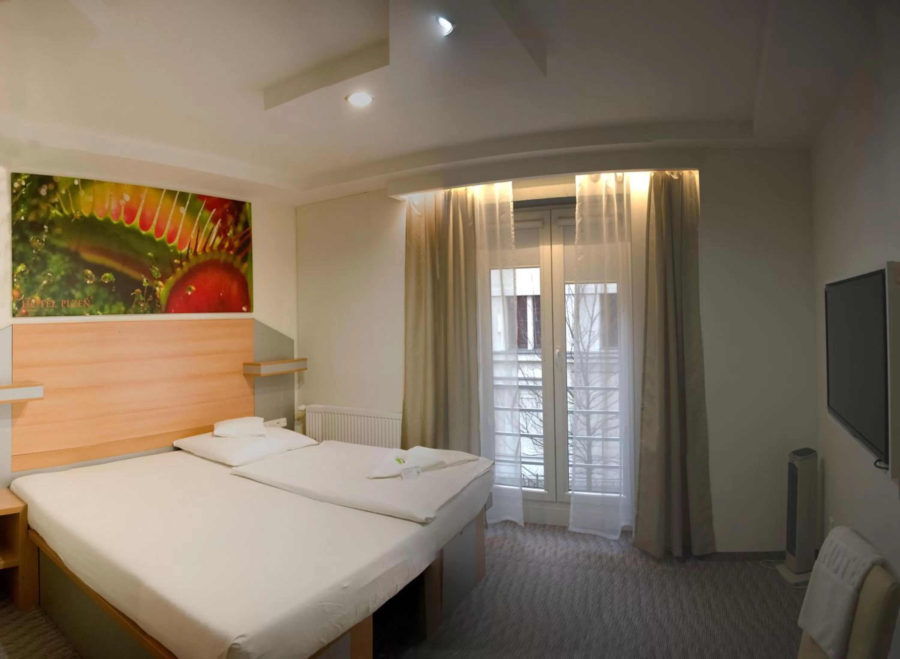 Bedroom, Bed in Hotel Plzeň