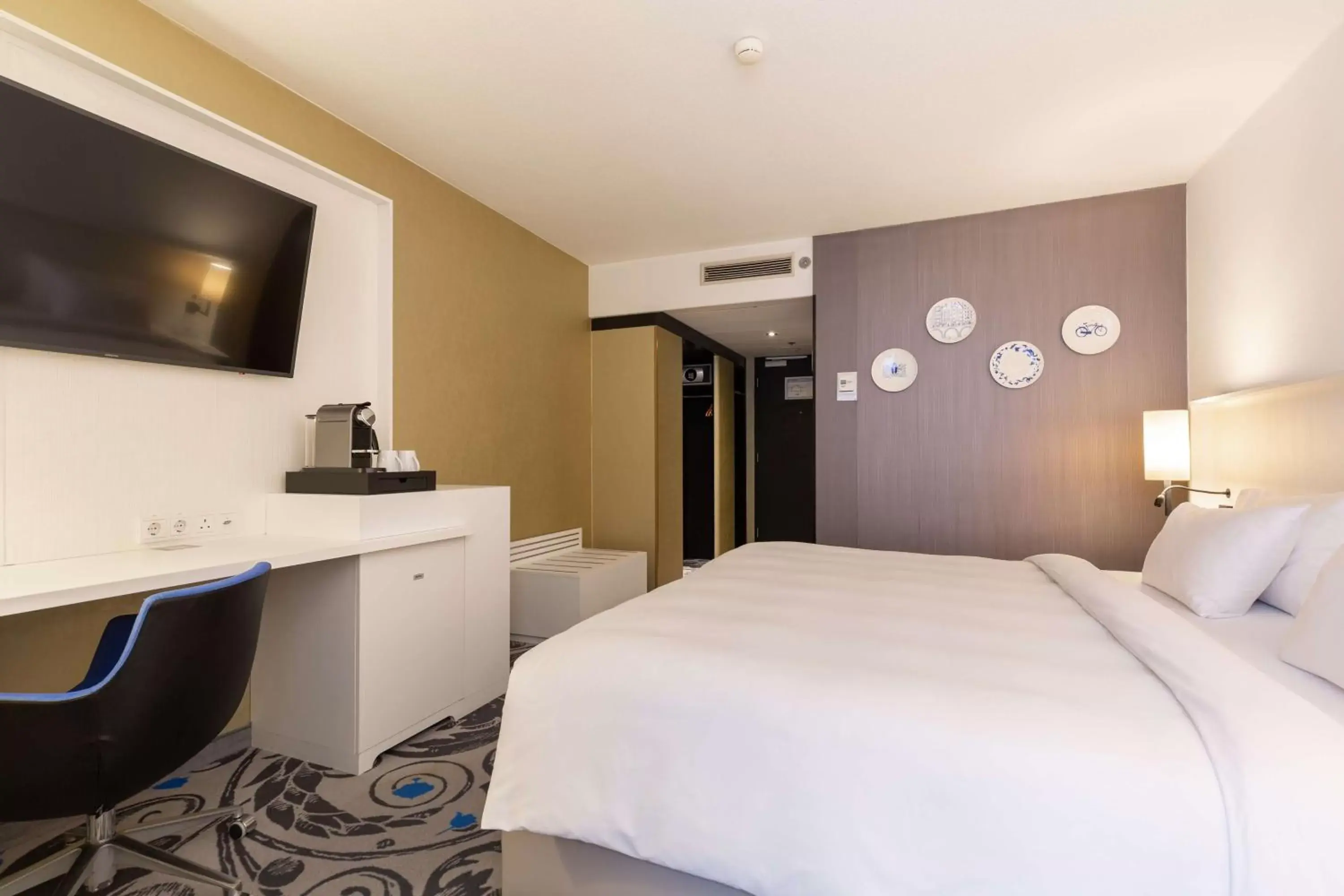 Bedroom, Bed in Radisson Blu Hotel, Amsterdam City Center