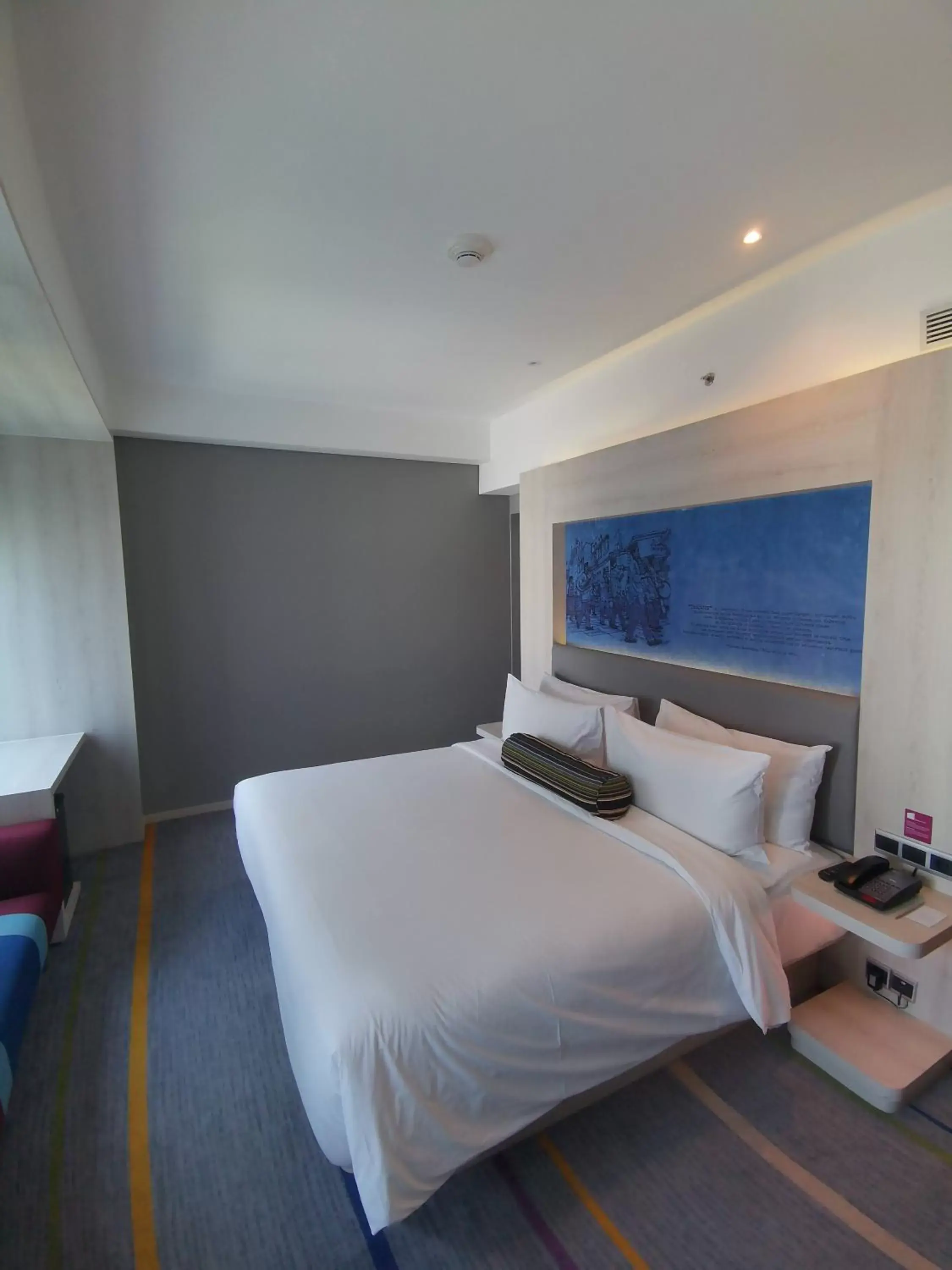 Bedroom, Bed in Aloft Jakarta Wahid Hasyim