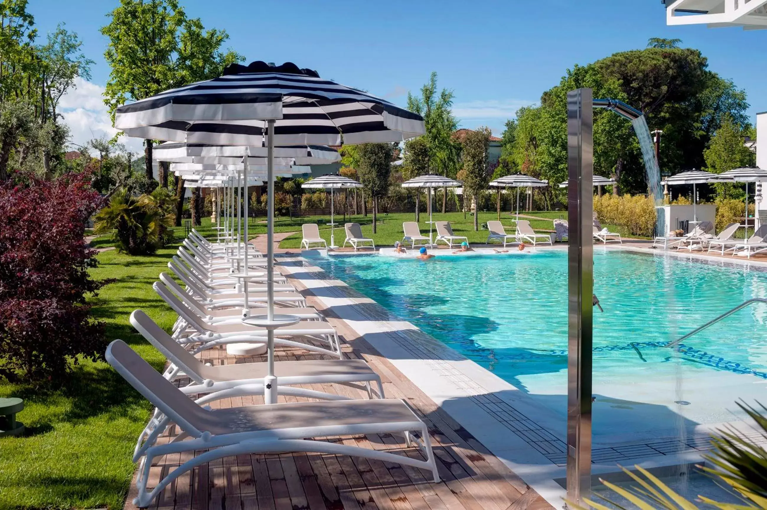 Swimming Pool in Hotel Premiere Abano