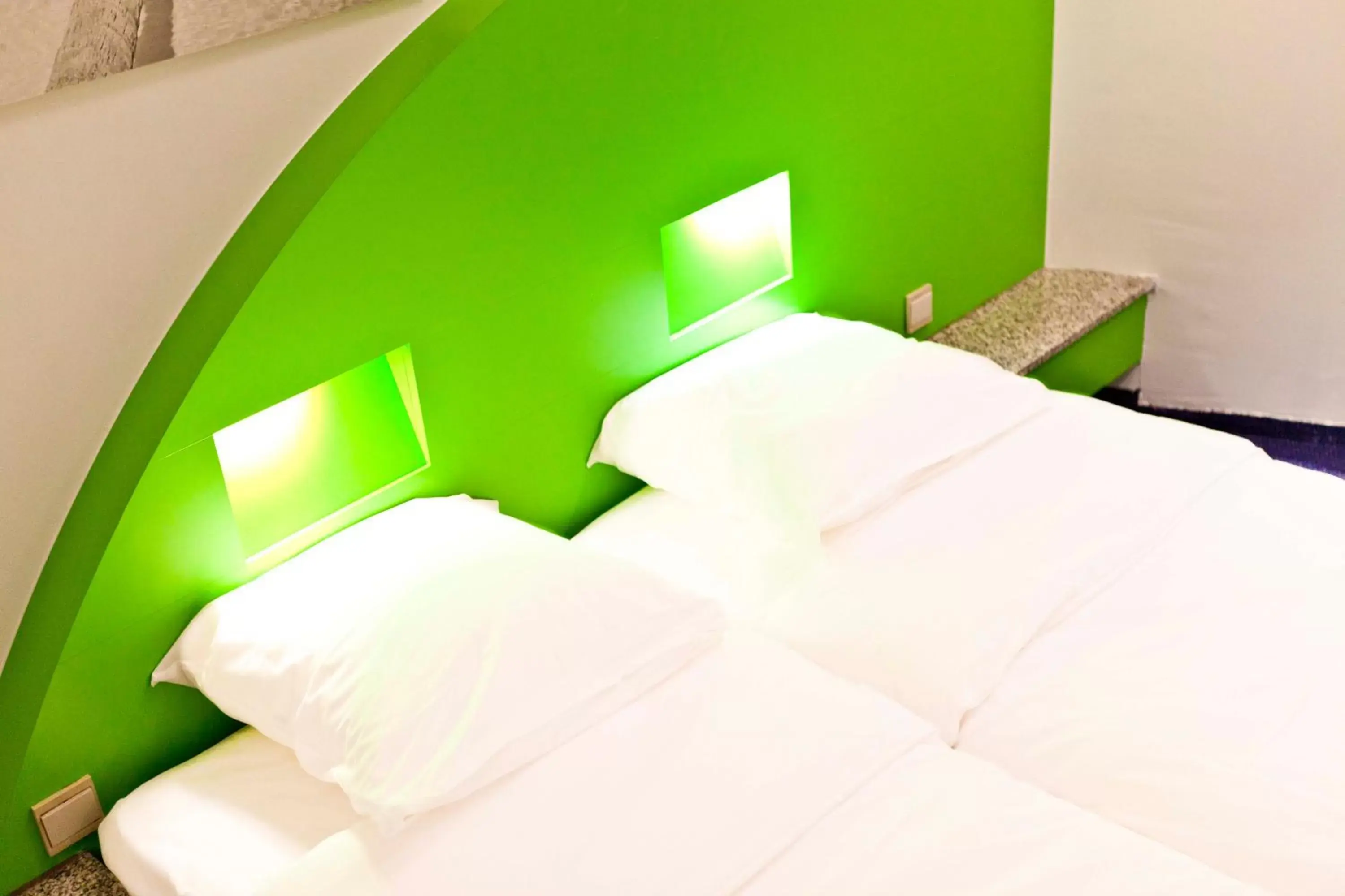 Bed in Hotel Siru