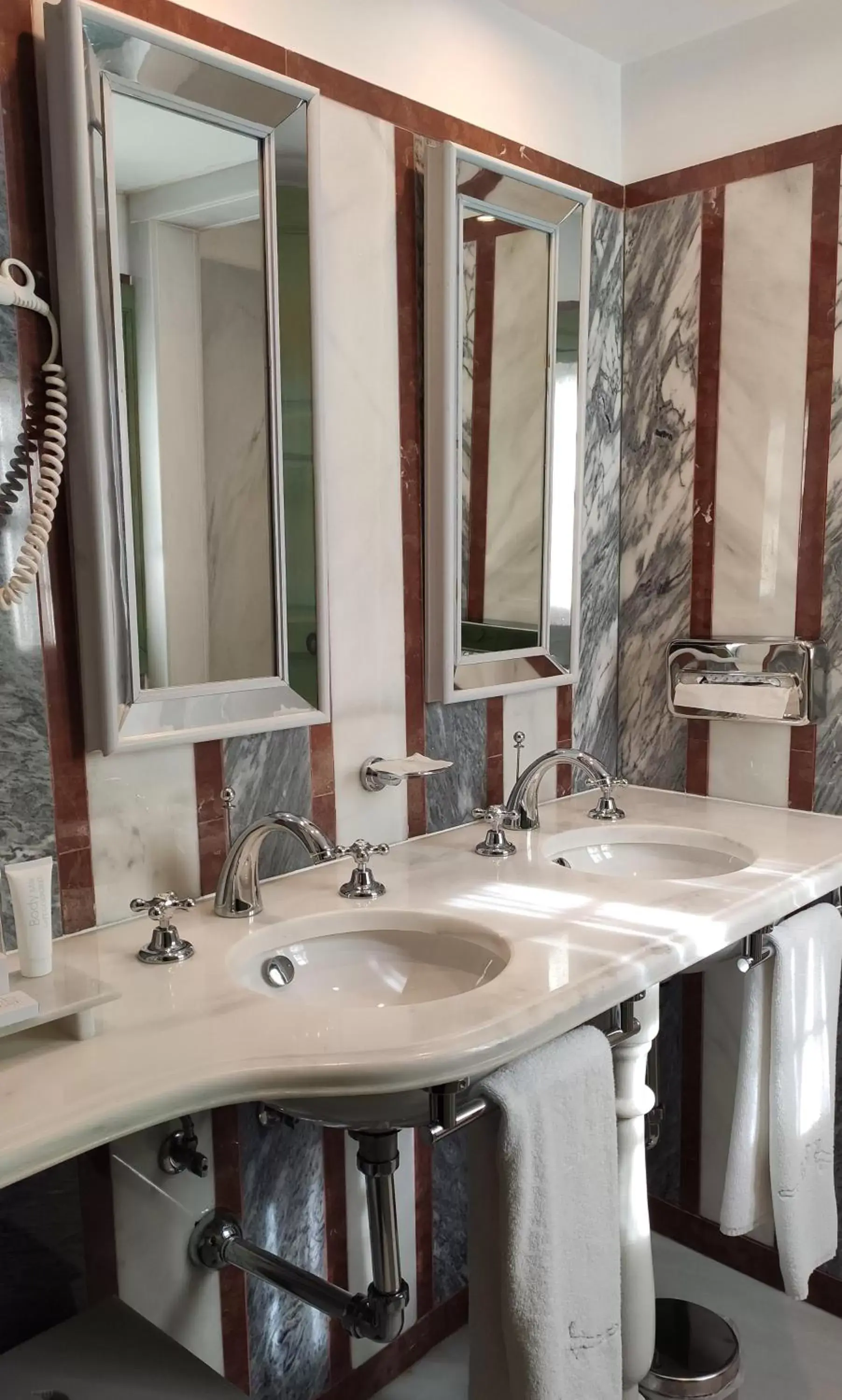 Bathroom in Las Casas de la Judería de Córdoba