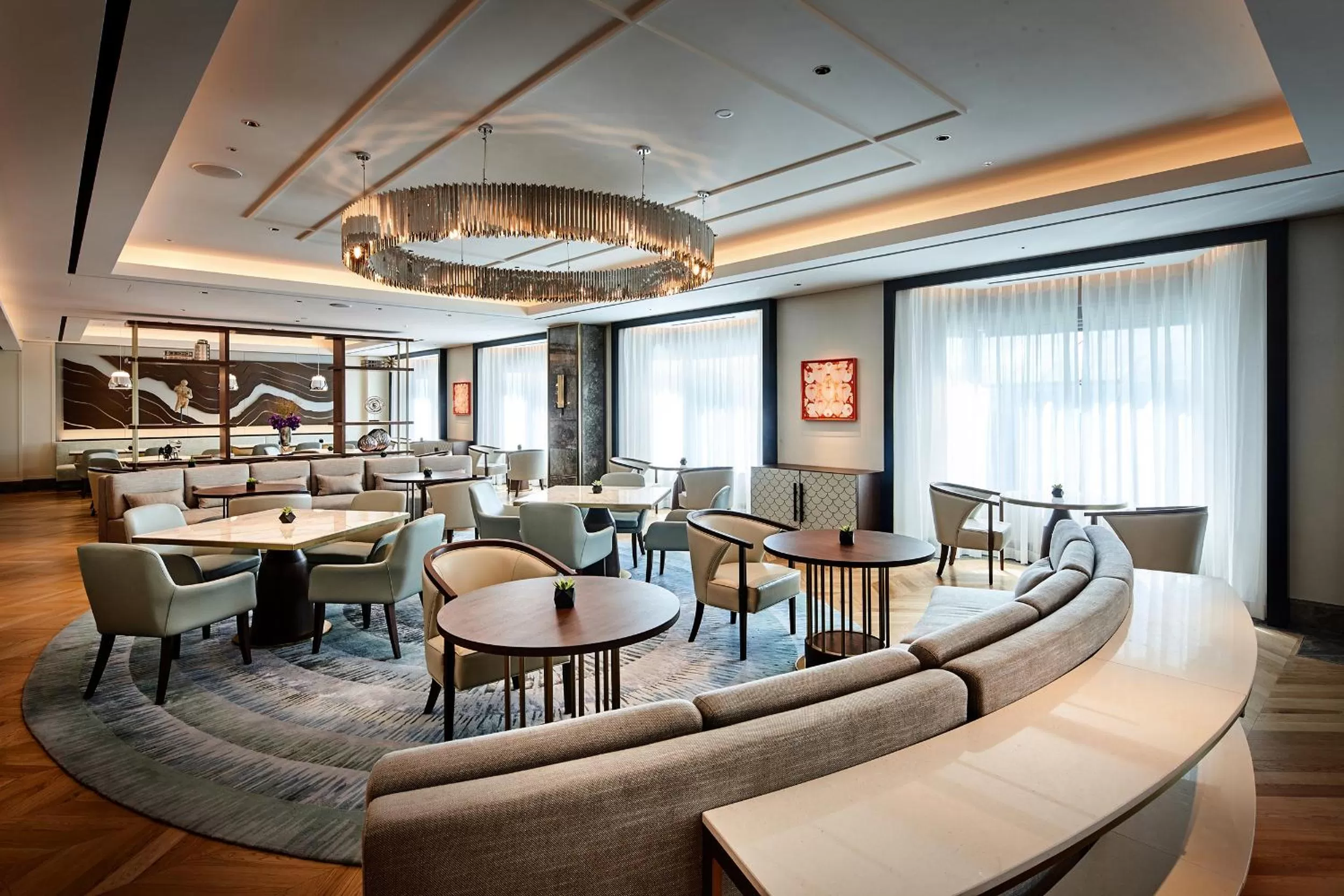 Lounge or bar in Lotte Hotel Seoul Executive Tower