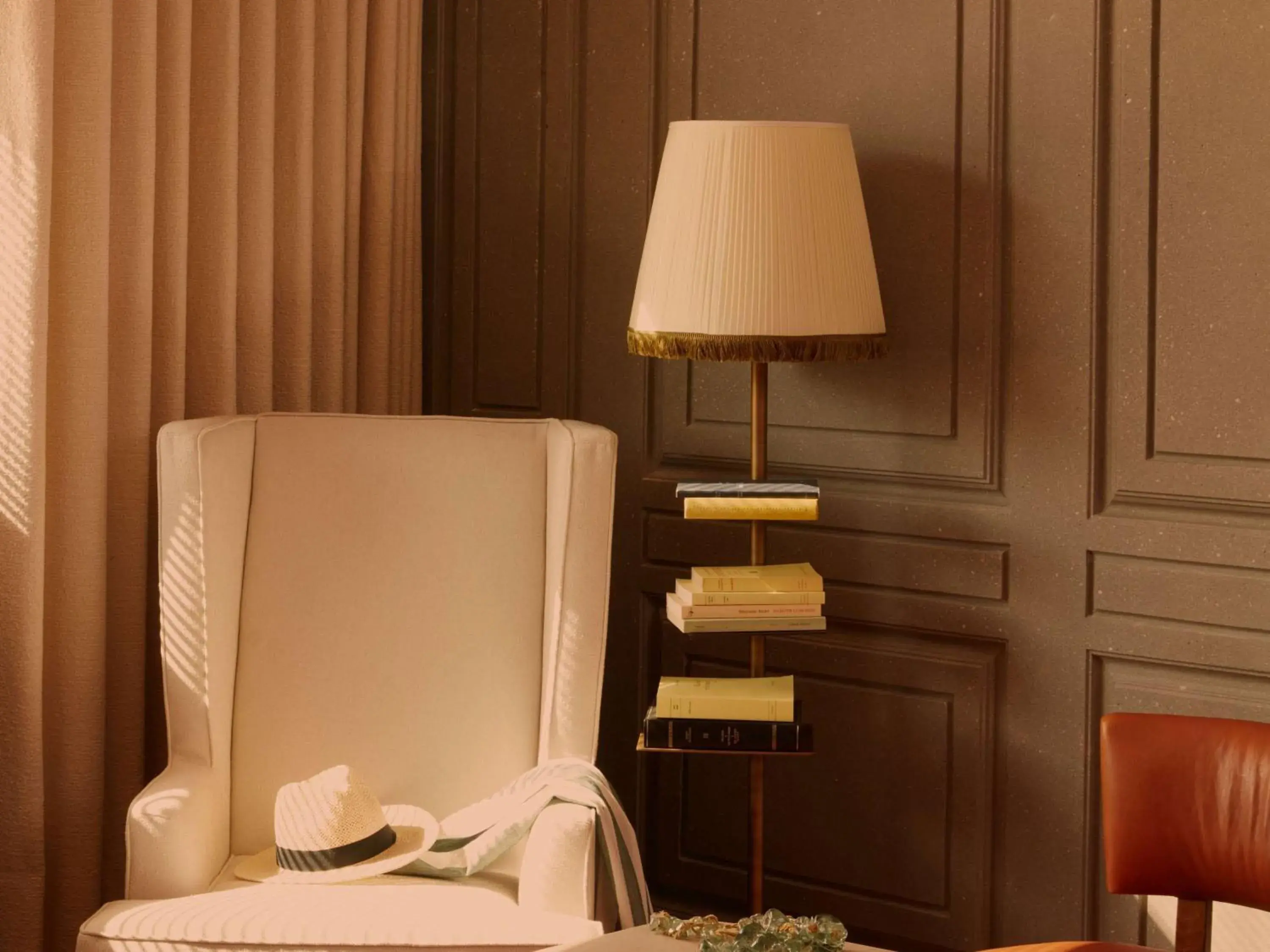 Bedroom, Seating Area in Mondrian Bordeaux Hotel des Carmes