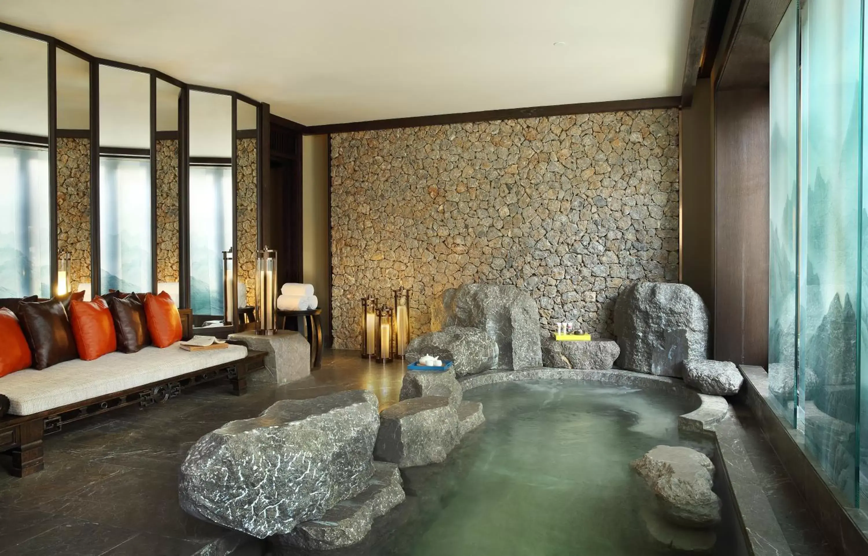 Bedroom, Seating Area in Hotel Indigo Lijiang Ancient Town, an IHG Hotel