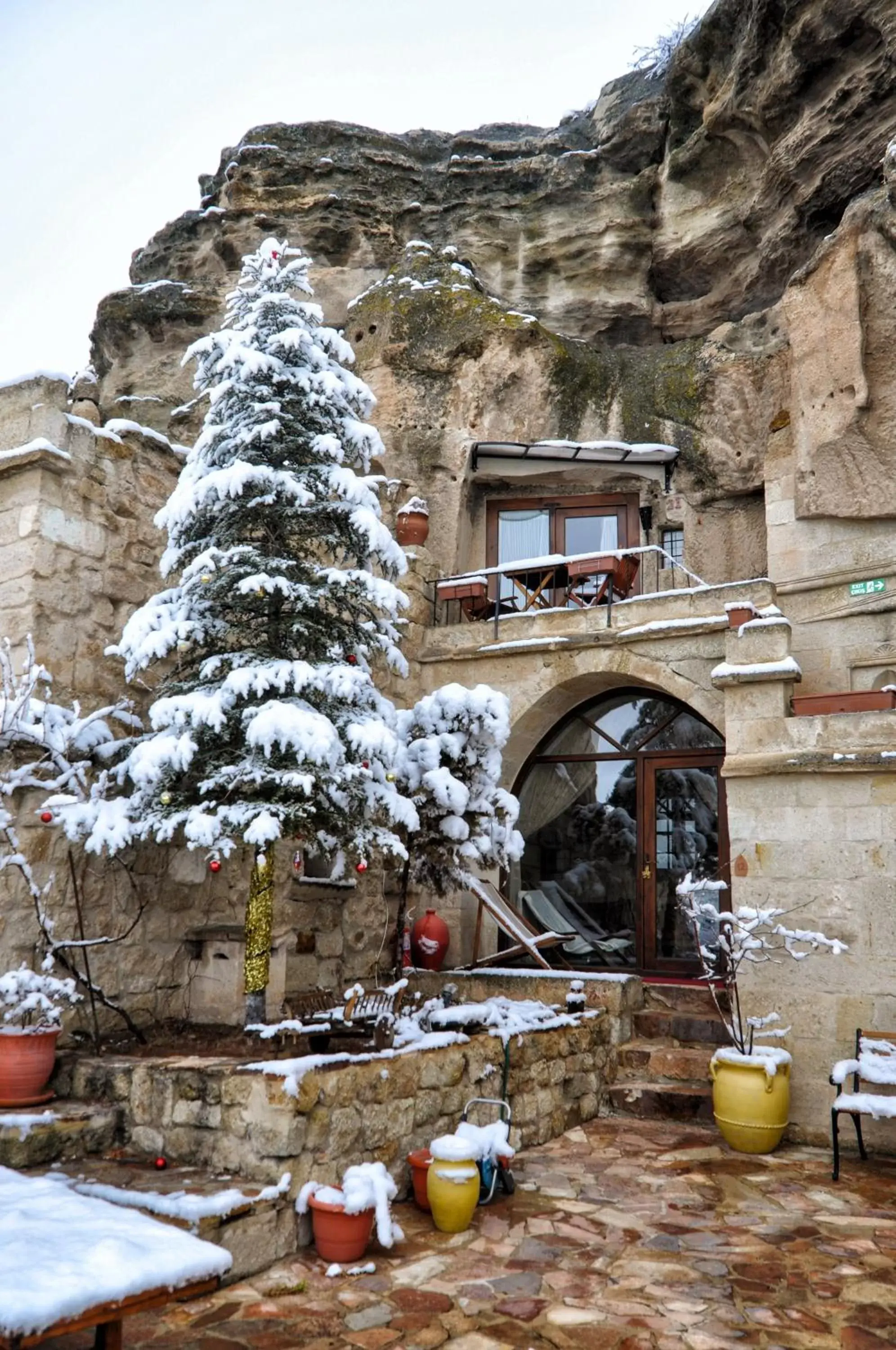 Property building in 4 Oda Cave House - Special Class Property building in 4 Oda Cave House - Special Class