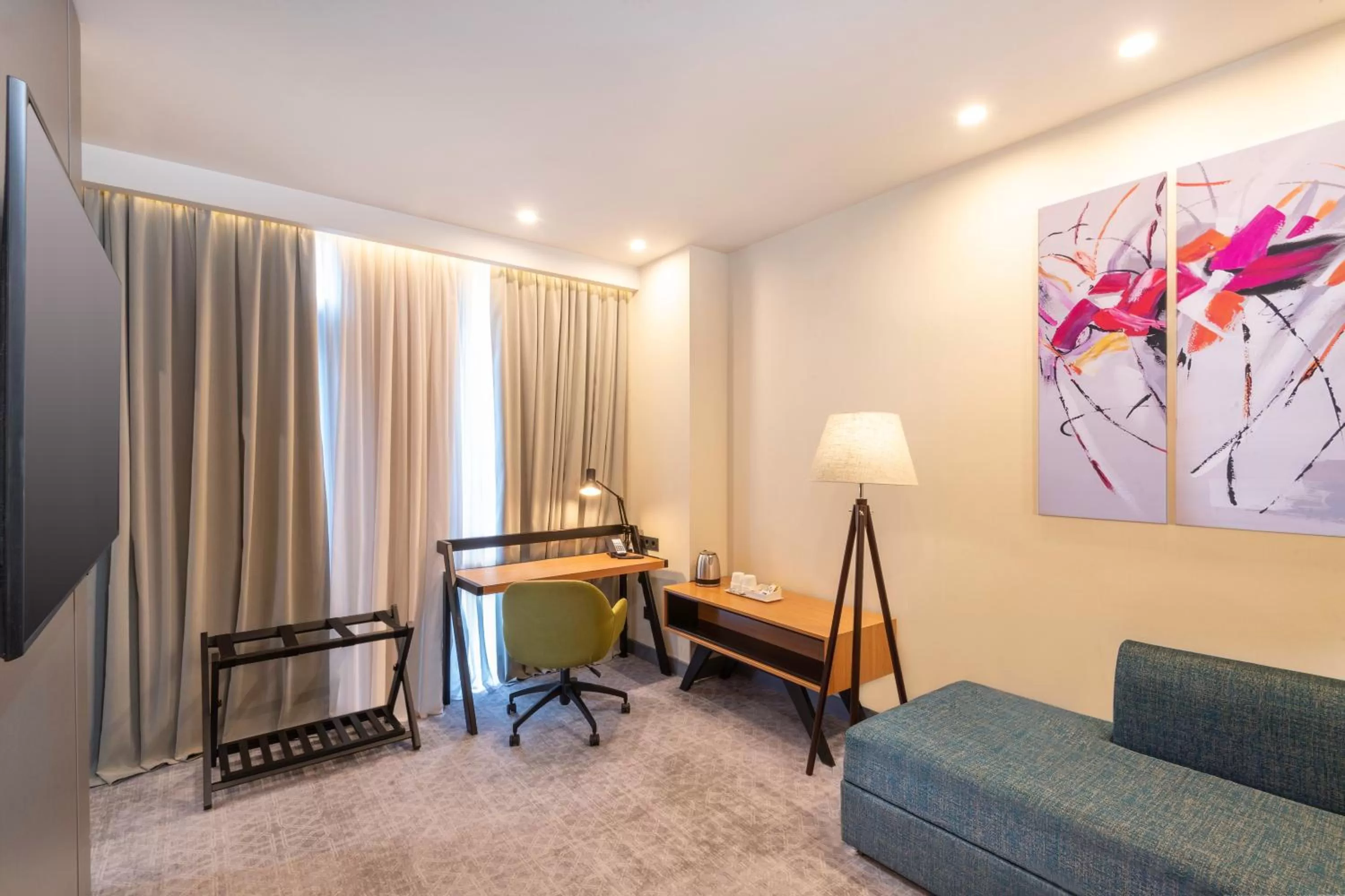 Photo of the whole room in Holiday Inn Yerevan - Republic Square by IHG