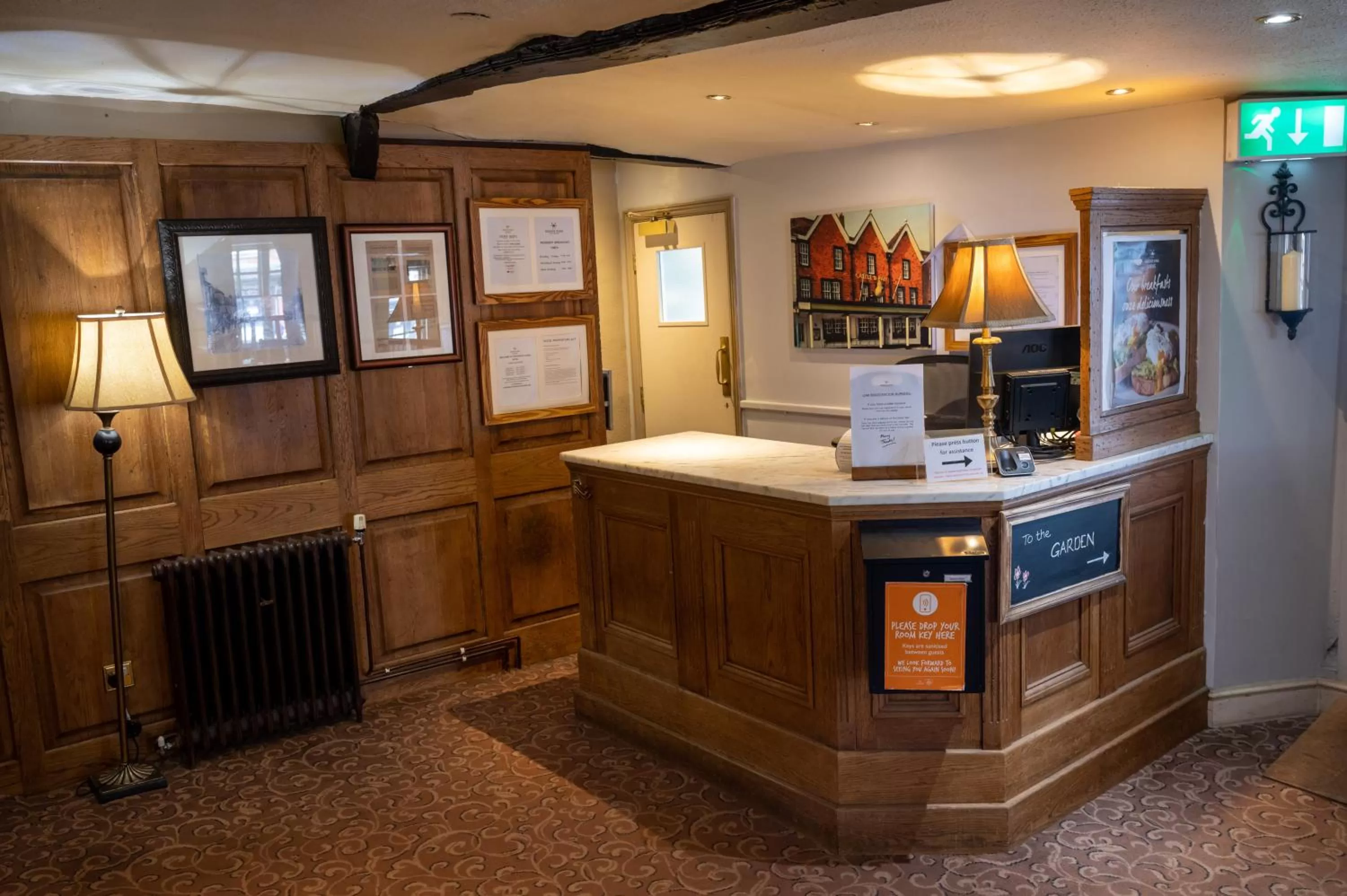 Lobby or reception in Castle and Ball by Greene King Inns