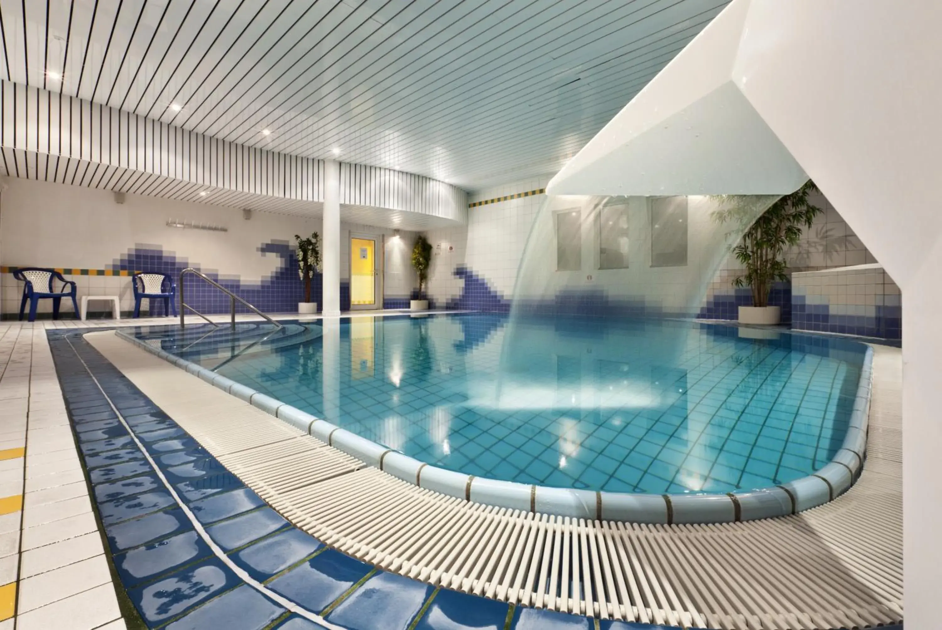 Swimming Pool in Tryp by Wyndham Bad Bramstedt