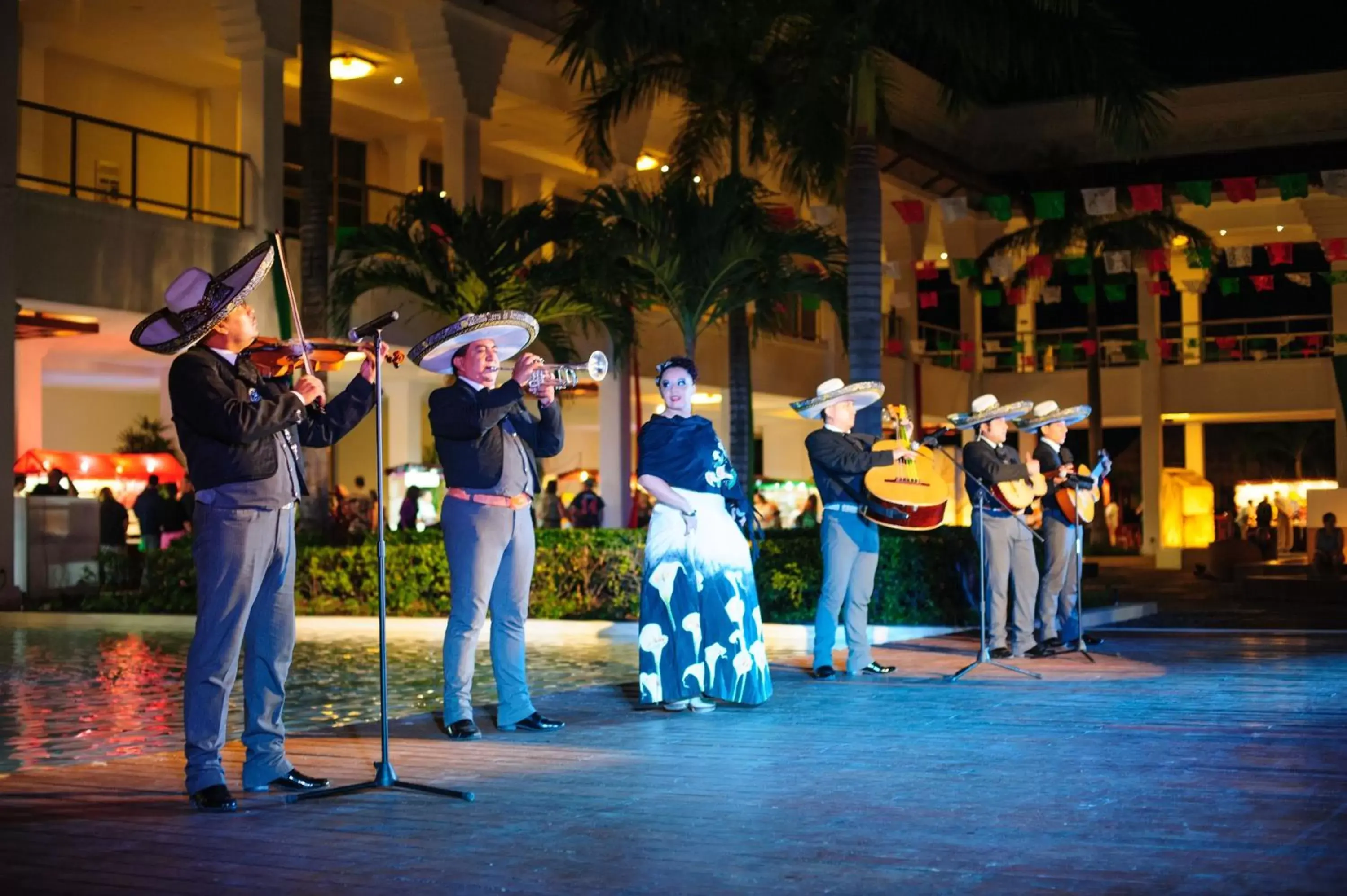 Evening entertainment, Other Activities in Grand Riviera Princess - All Inclusive