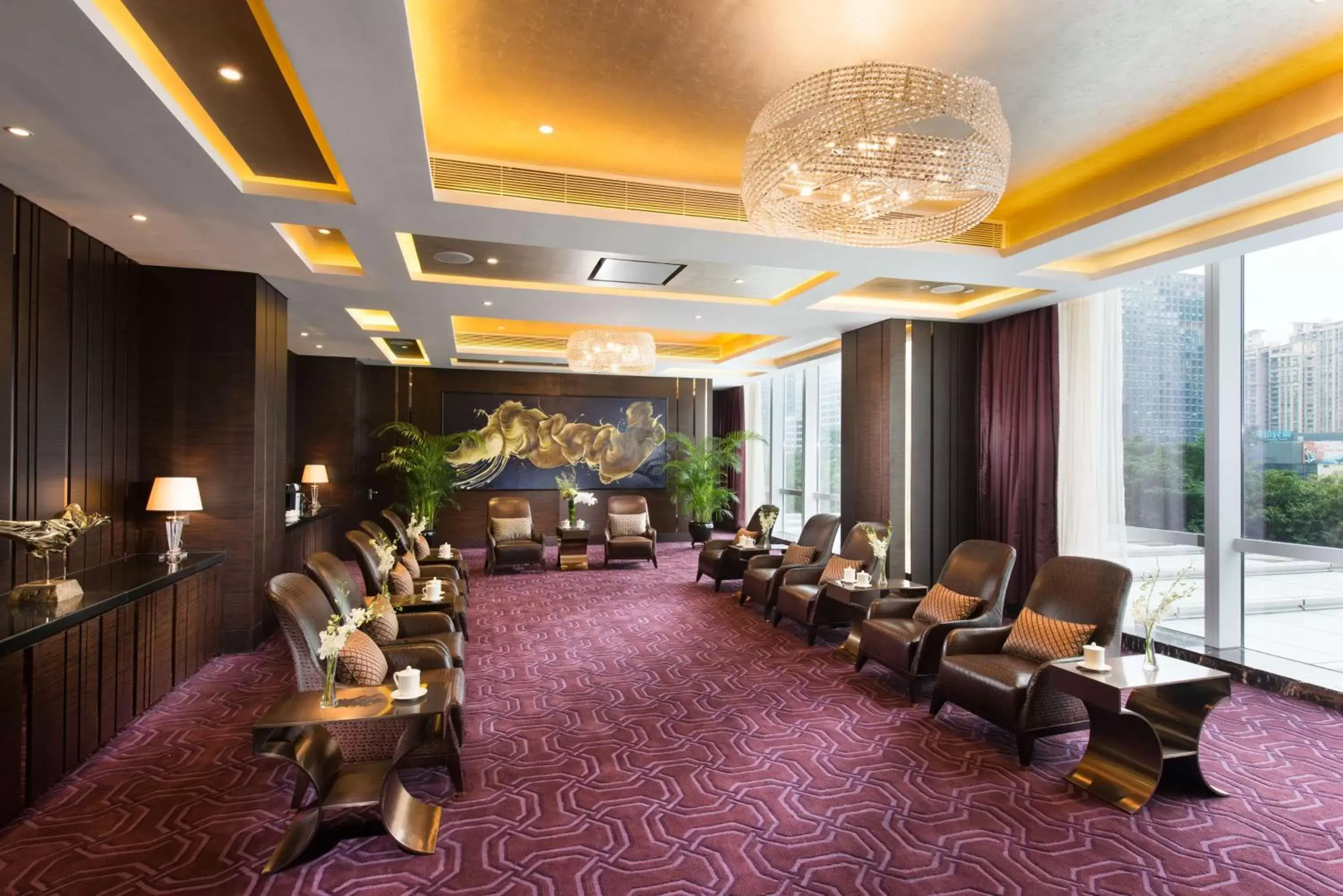 Property building in Hilton Shenzhen Futian, Metro Station at Hotel Front Door, Close to Futian Convention & Exhibition Center