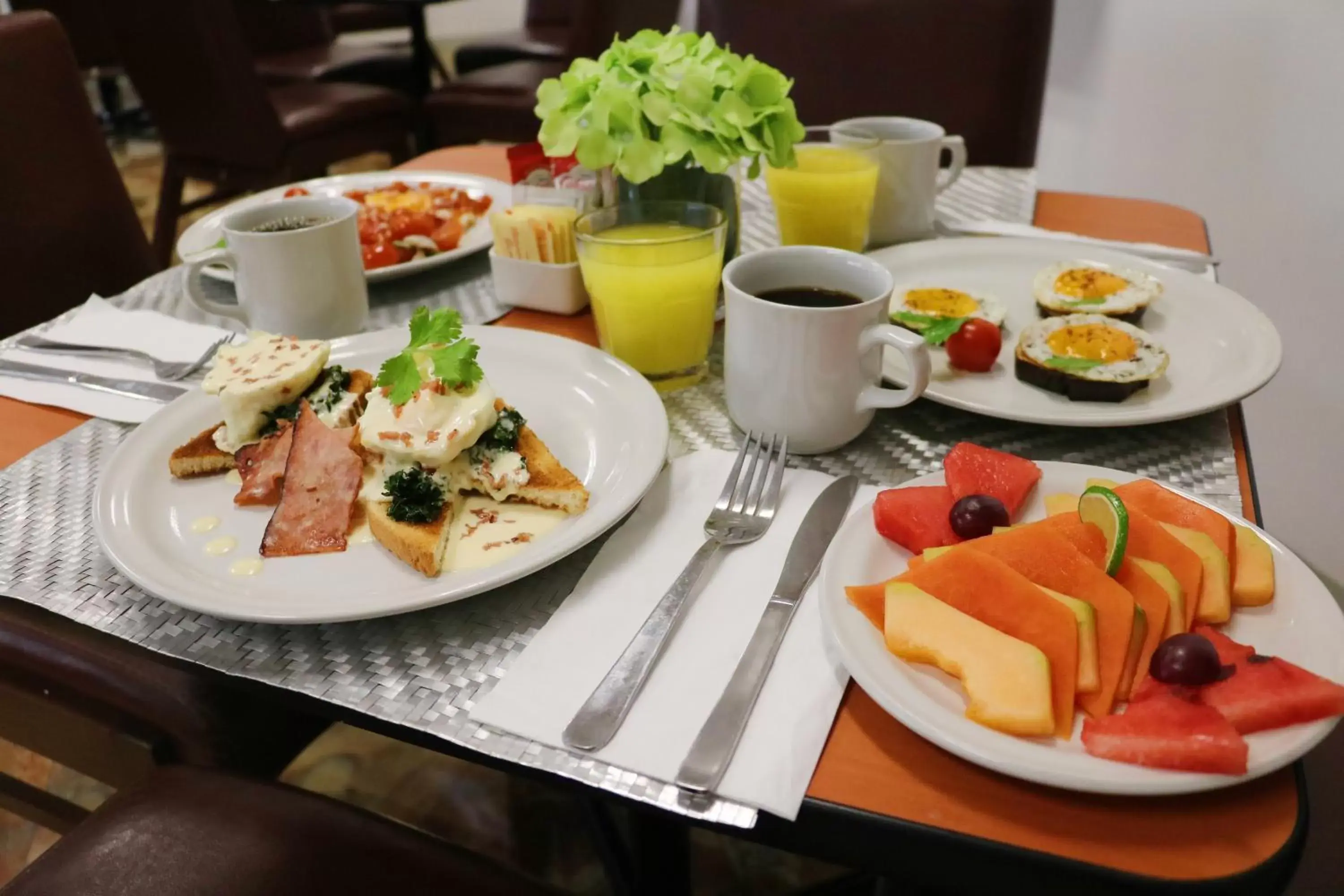 Breakfast in Hotel Zar Merida