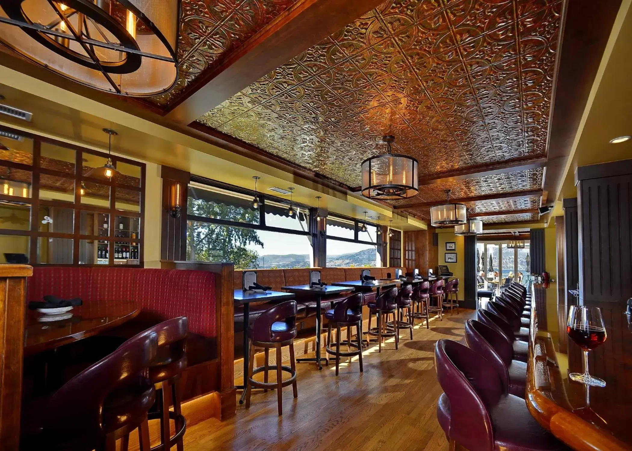 Lounge or bar, Restaurant/Places to Eat in Hotel Eldorado at Eldorado Resort