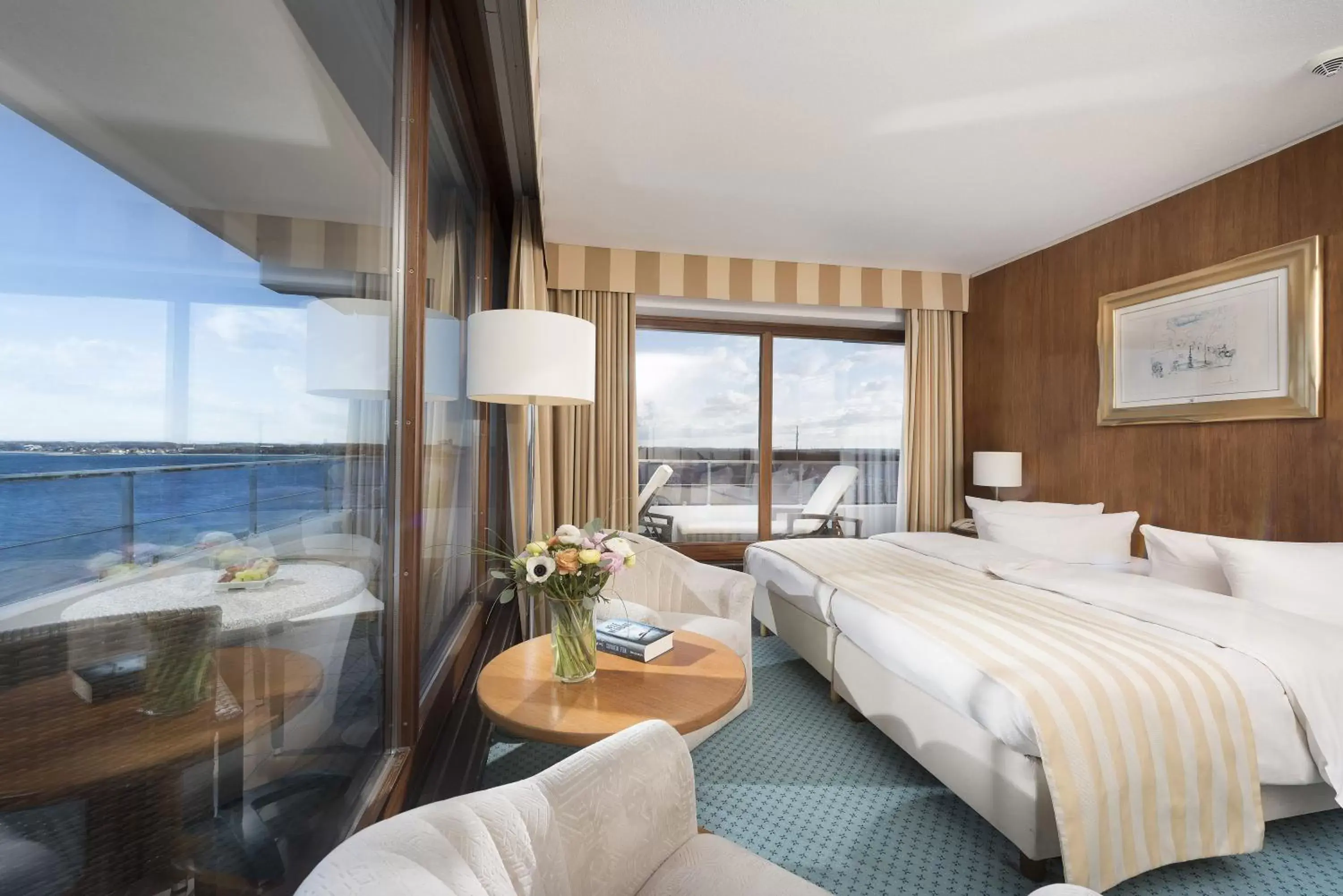 Photo of the whole room, Sea View in Maritim Seehotel Timmendorfer Strand