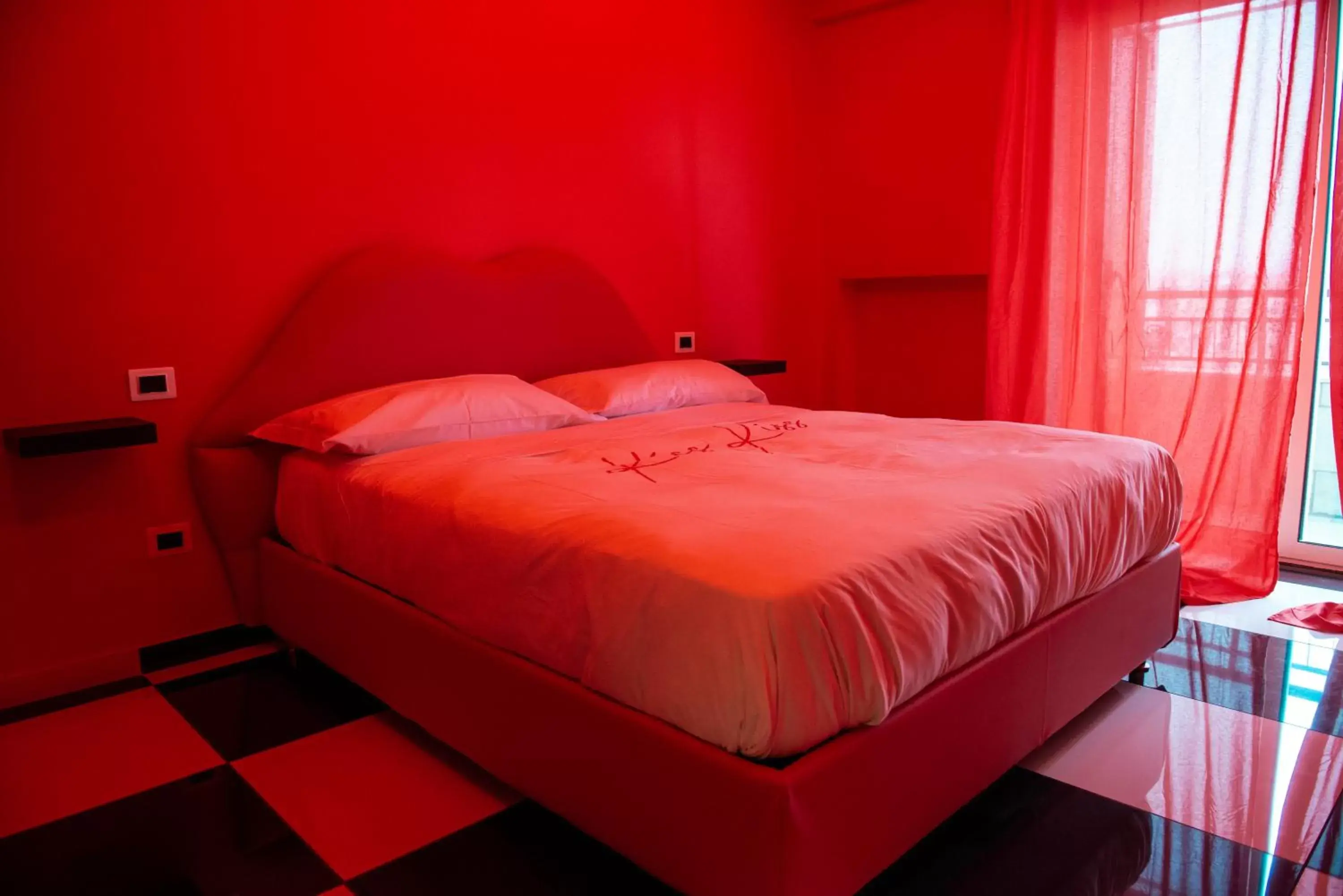 Bed in D'amelio'S suites