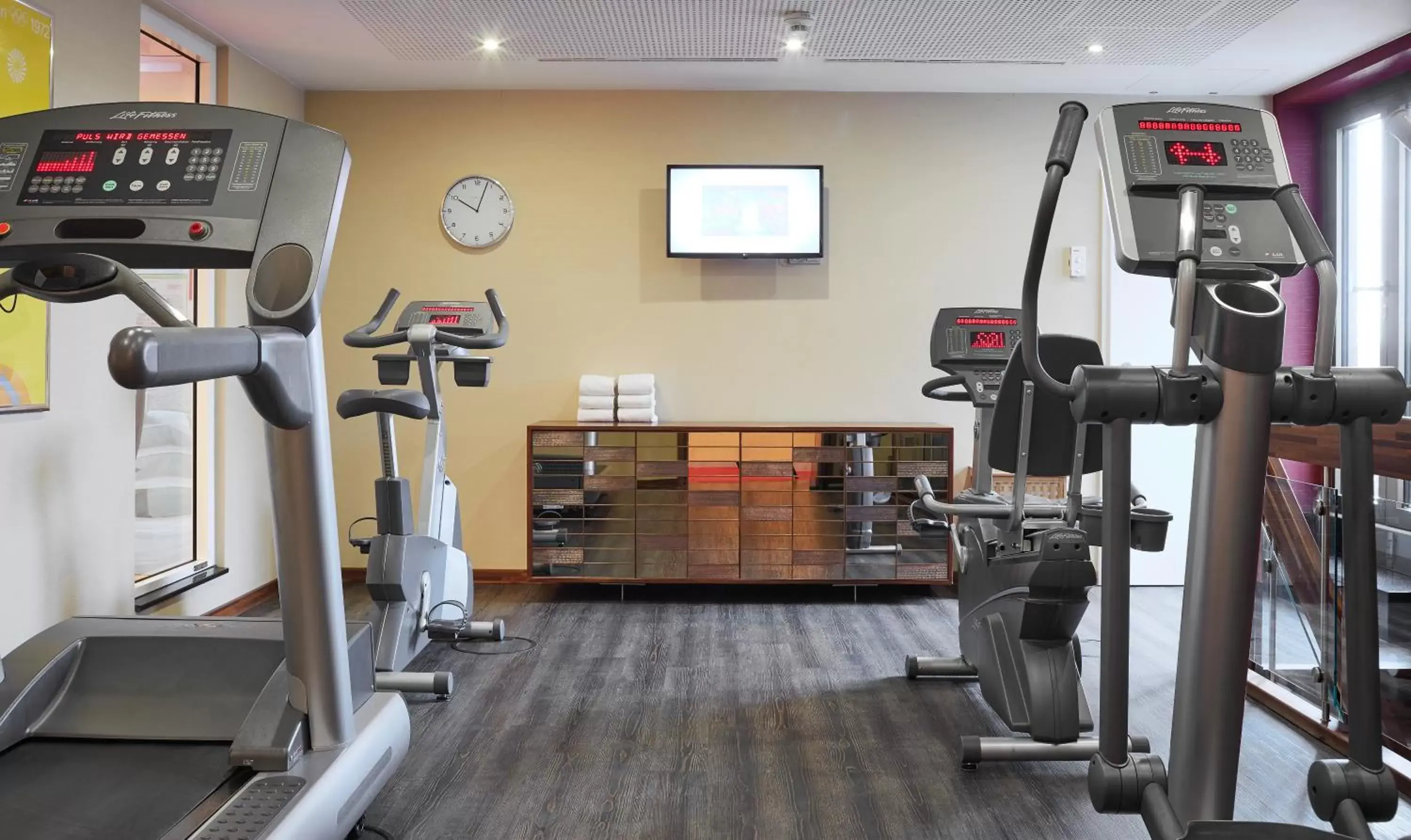 Sports, Fitness Center/Facilities in Living Hotel Düsseldorf