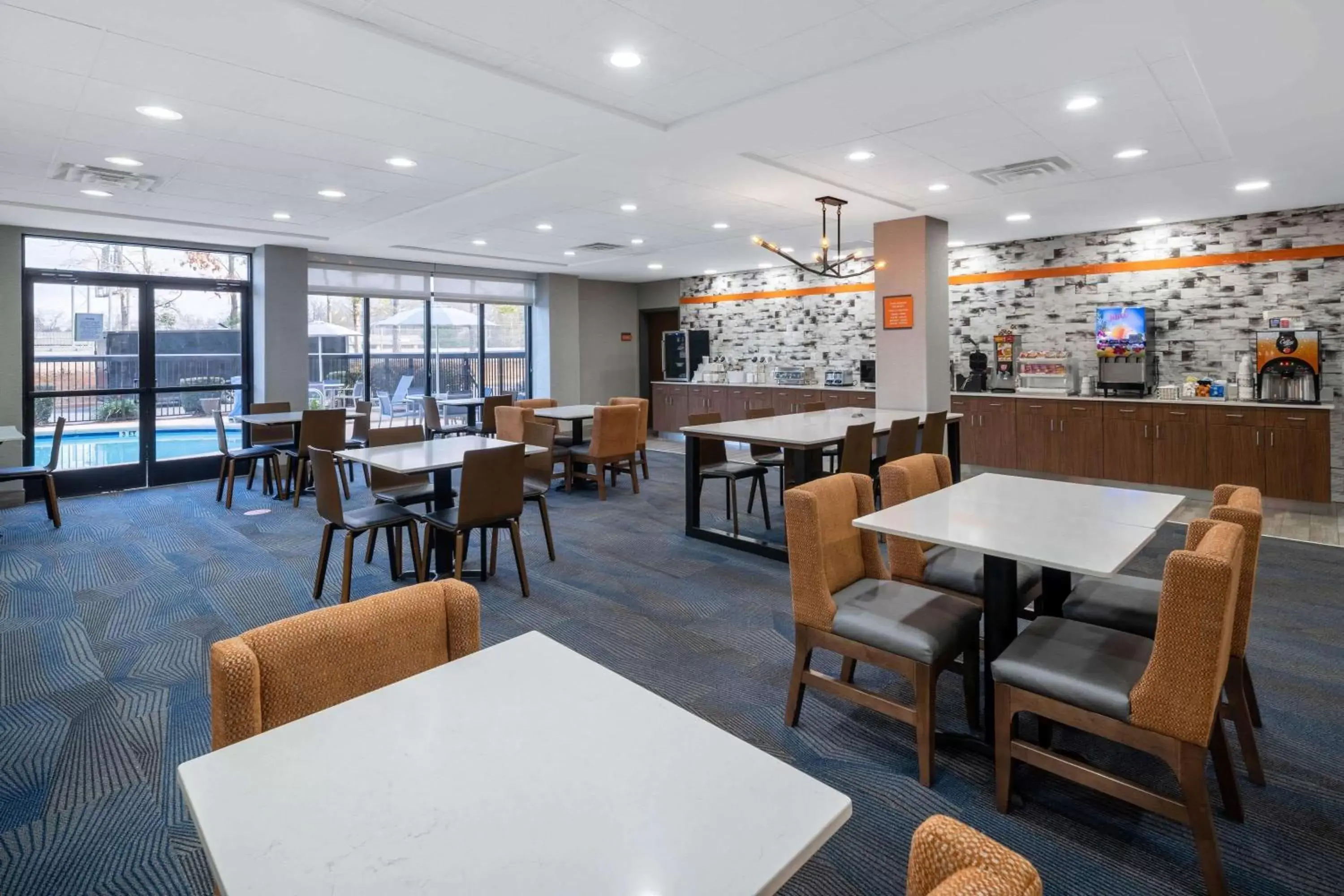Restaurant/Places to Eat in La Quinta Inn & Suites by Wyndham-Albany GA