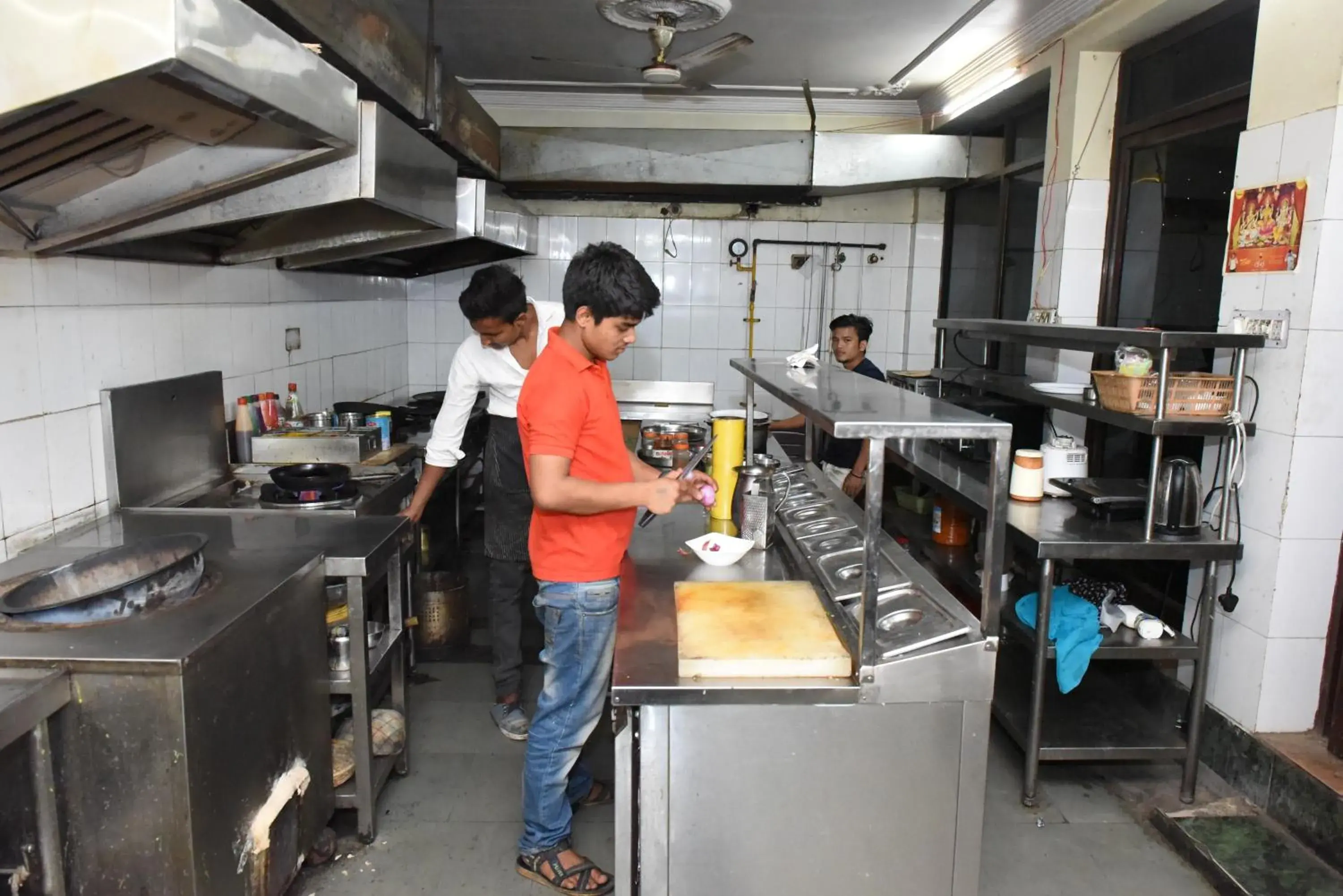 Staff, Kitchen/Kitchenette in Hotel Vaishnavi