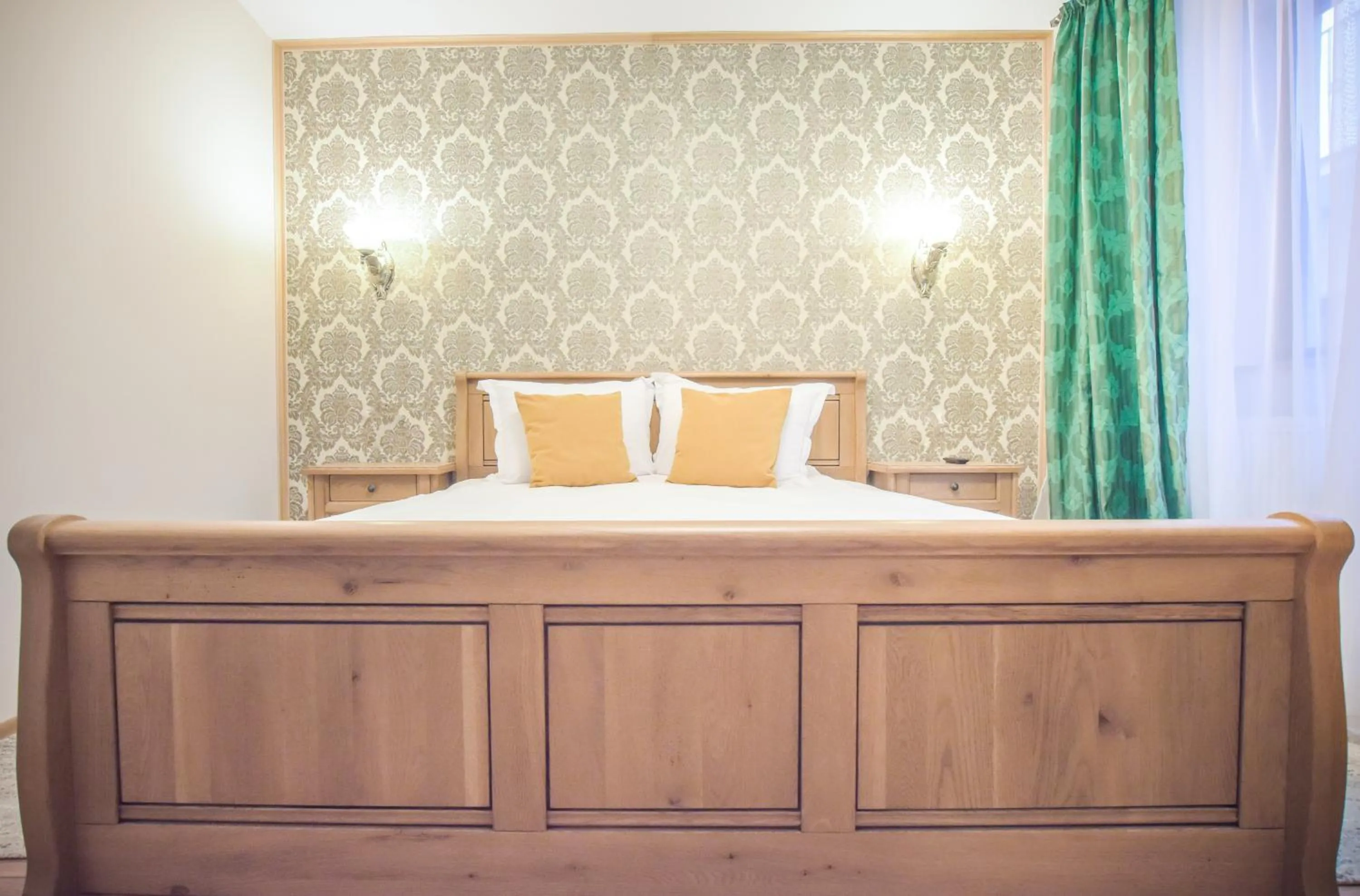 Bedroom, Bed in Safrano Palace